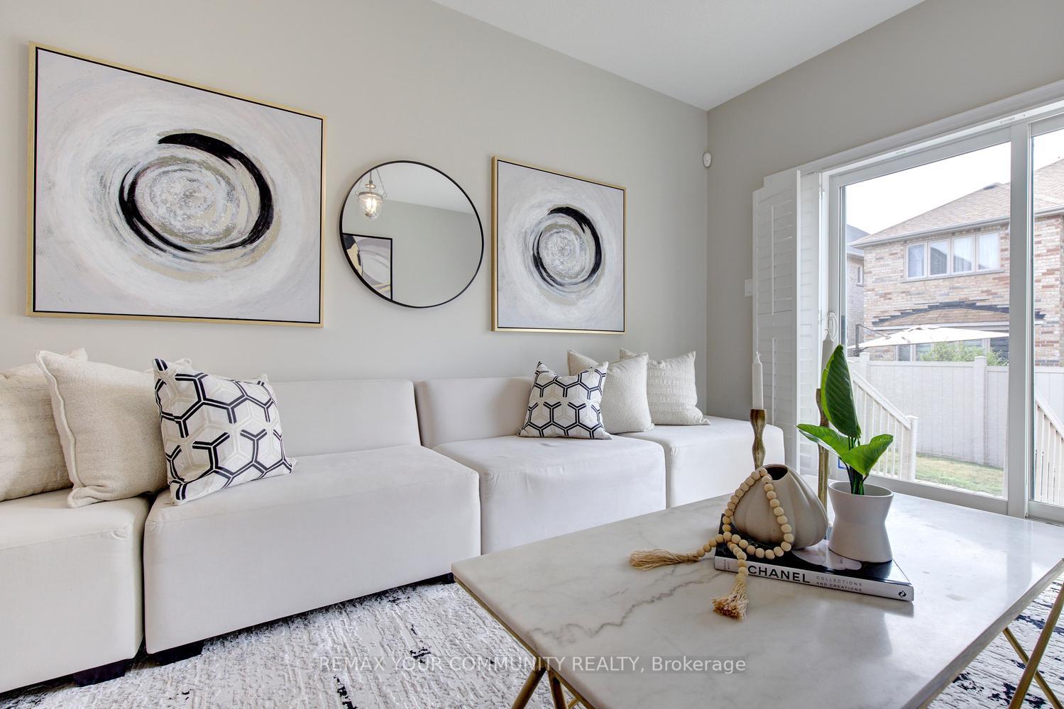 Photo 25 of 99 Lealinds Road, Vaughan, Patterson — HOMEH