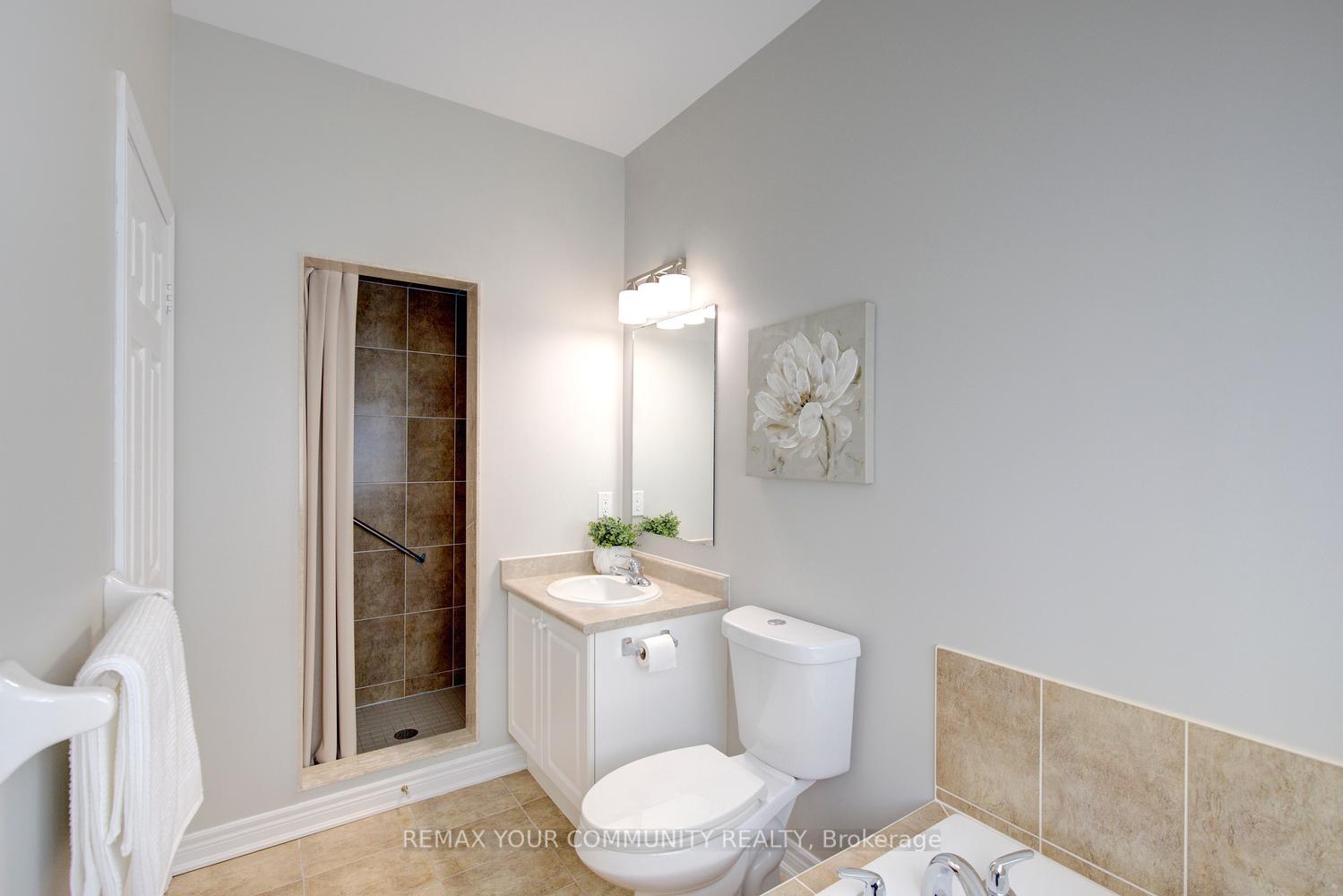 Photo 32 of 99 Lealinds Road, Vaughan, Patterson — HOMEH