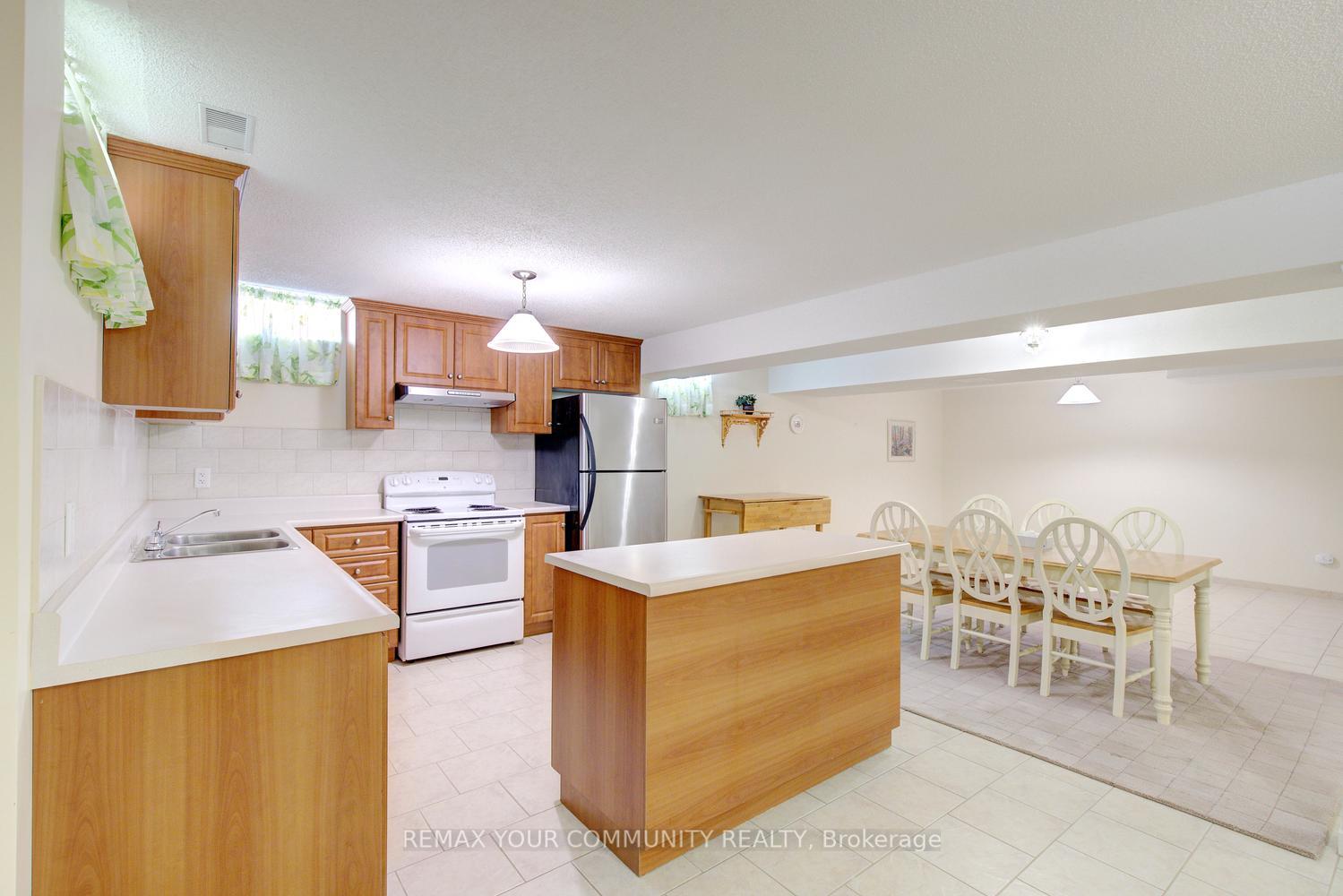 Photo 40 of 99 Lealinds Road, Vaughan, Patterson — HOMEH