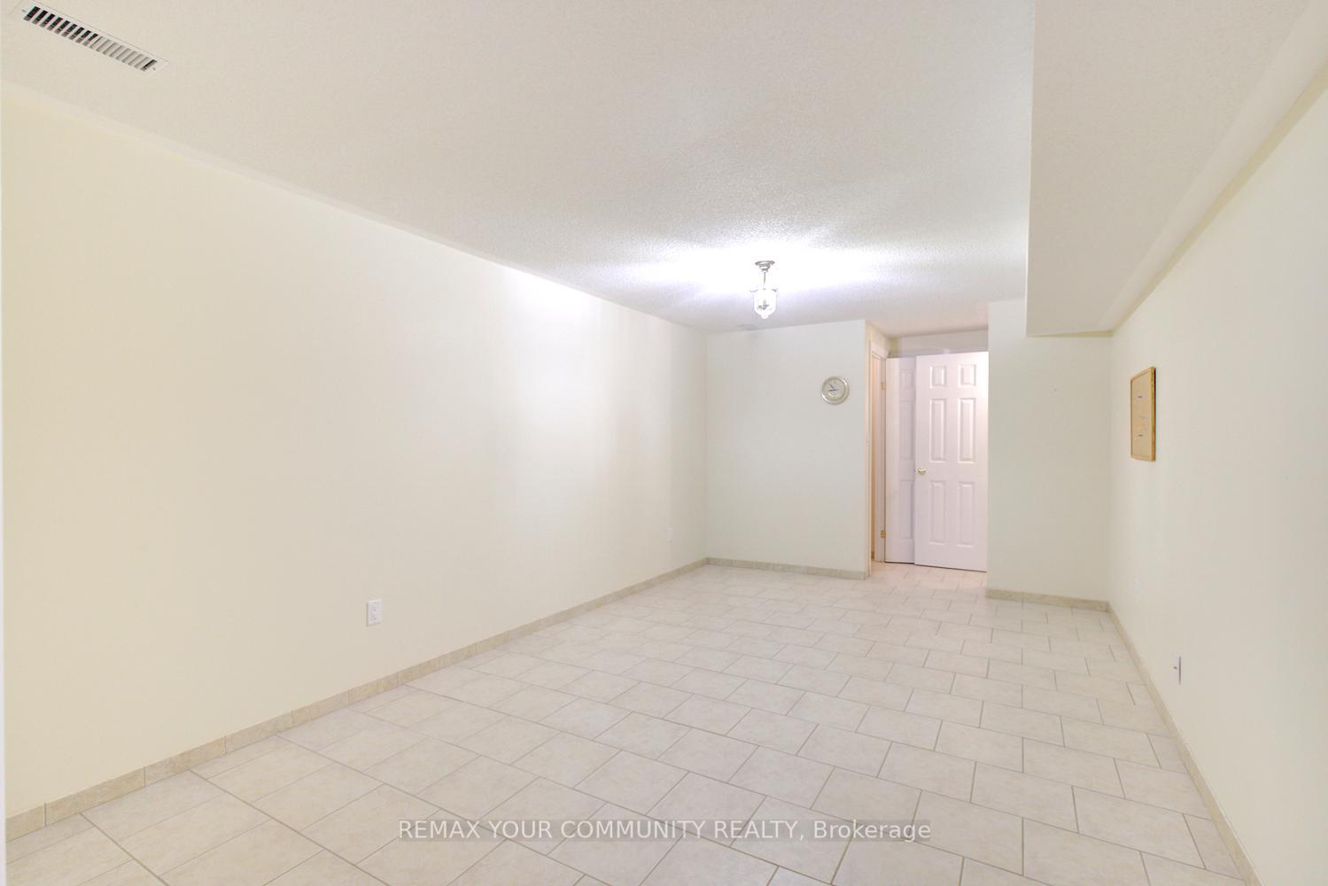 Photo 44 of 99 Lealinds Road, Vaughan, Patterson — HOMEH