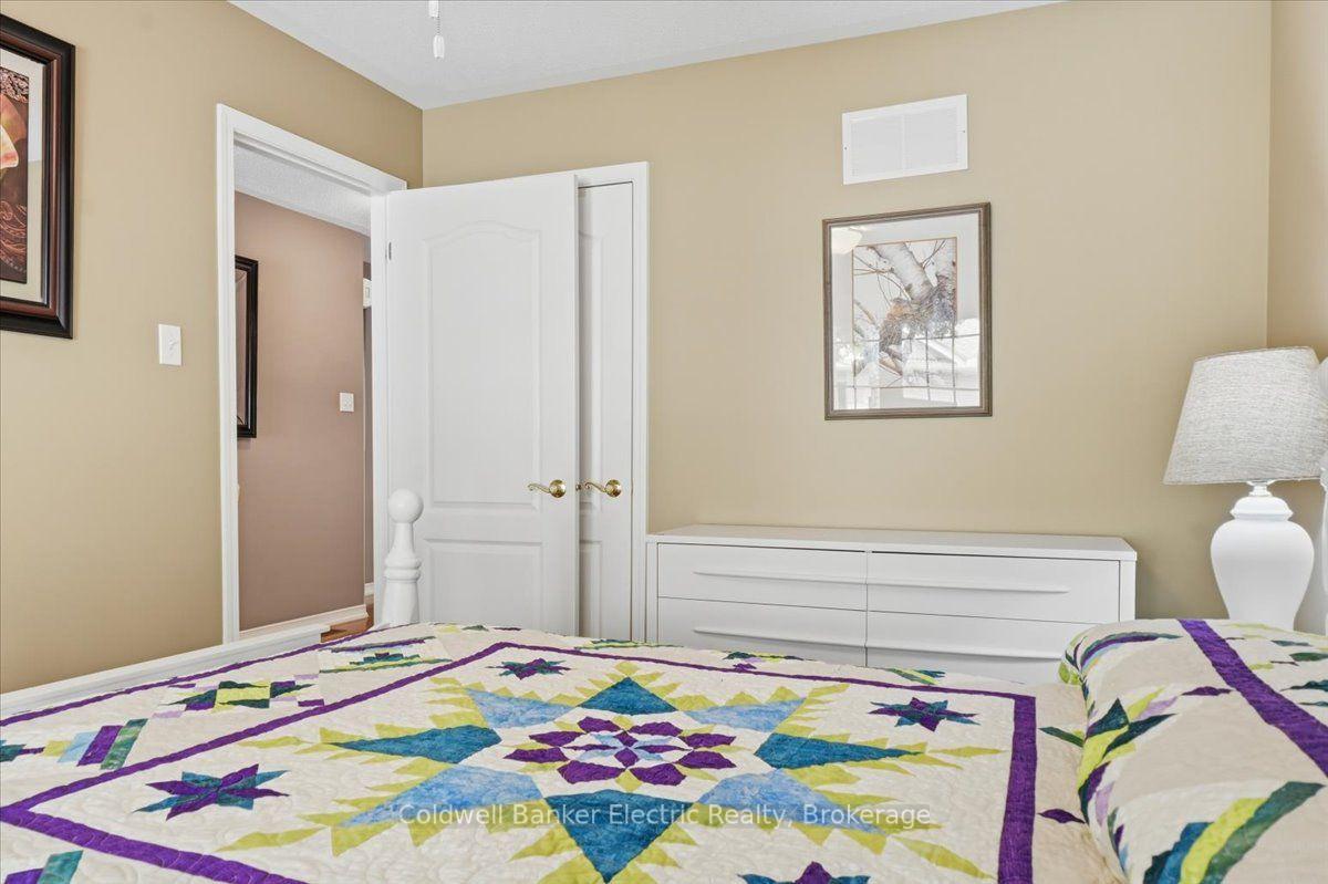 Photo 9 of Unit 13, 877 Wentworth Street, Peterborough, Otonabee Ward 1 — HOMEH