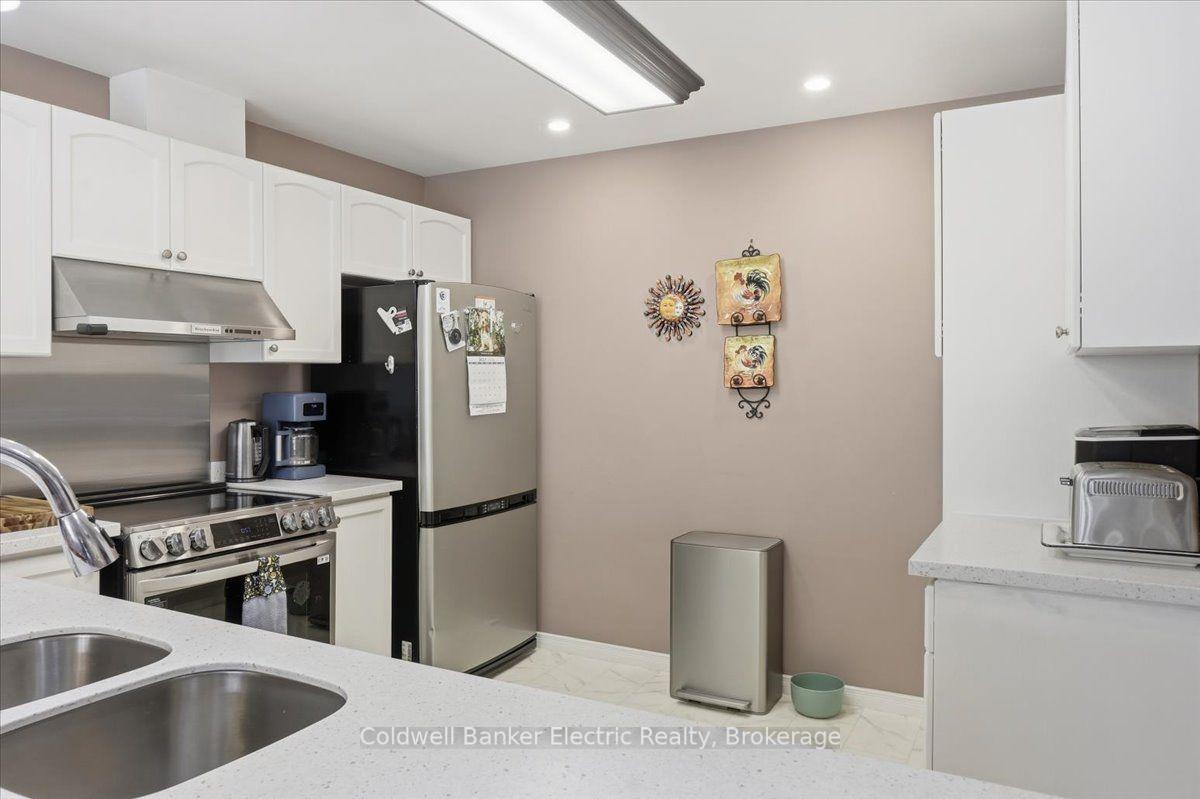 Photo 15 of Unit 13, 877 Wentworth Street, Peterborough, Otonabee Ward 1 — HOMEH