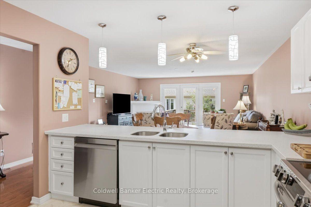 Photo 16 of Unit 13, 877 Wentworth Street, Peterborough, Otonabee Ward 1 — HOMEH