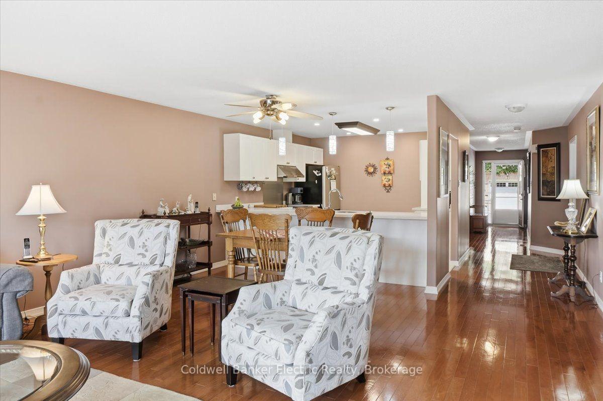 Photo 17 of Unit 13, 877 Wentworth Street, Peterborough, Otonabee Ward 1 — HOMEH