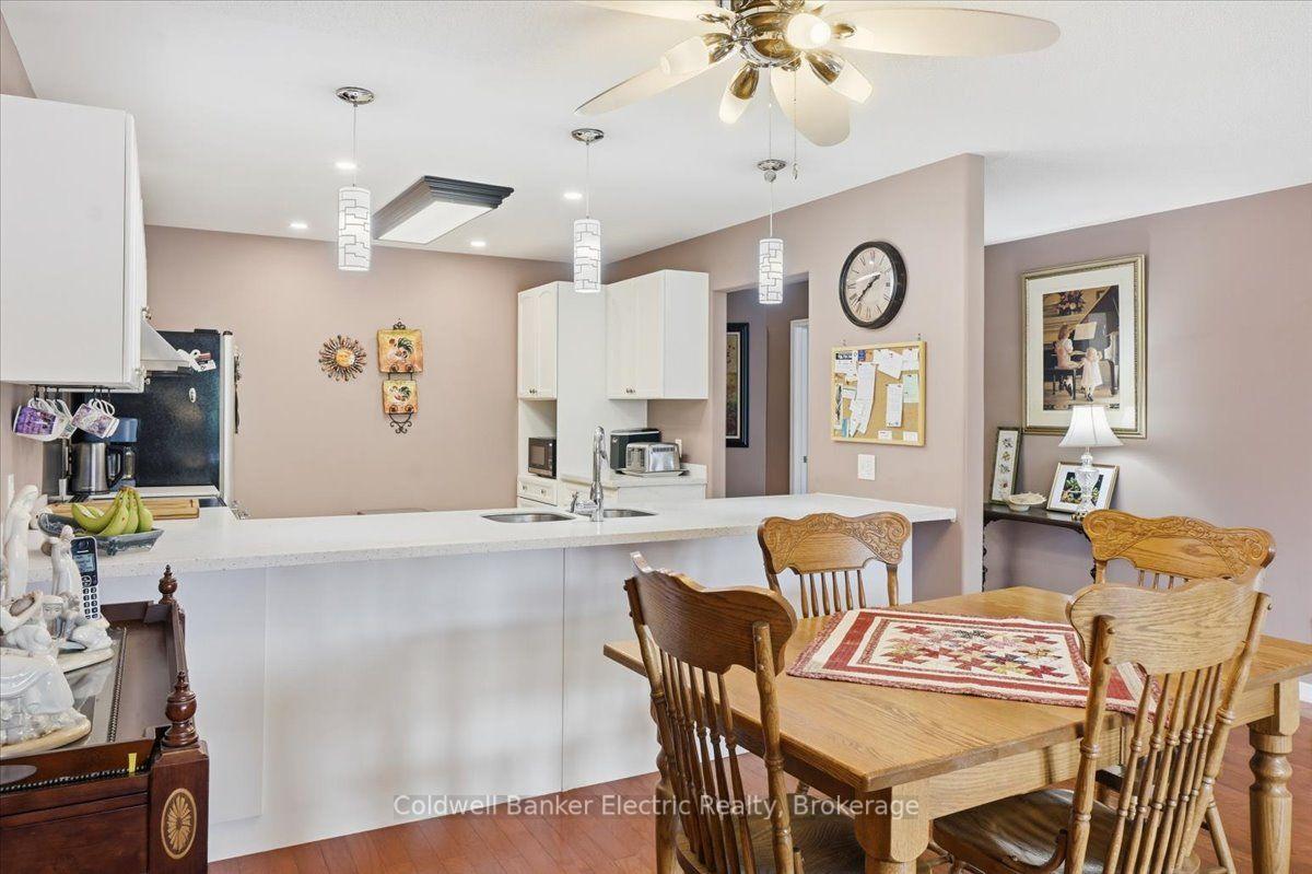 Photo 18 of Unit 13, 877 Wentworth Street, Peterborough, Otonabee Ward 1 — HOMEH