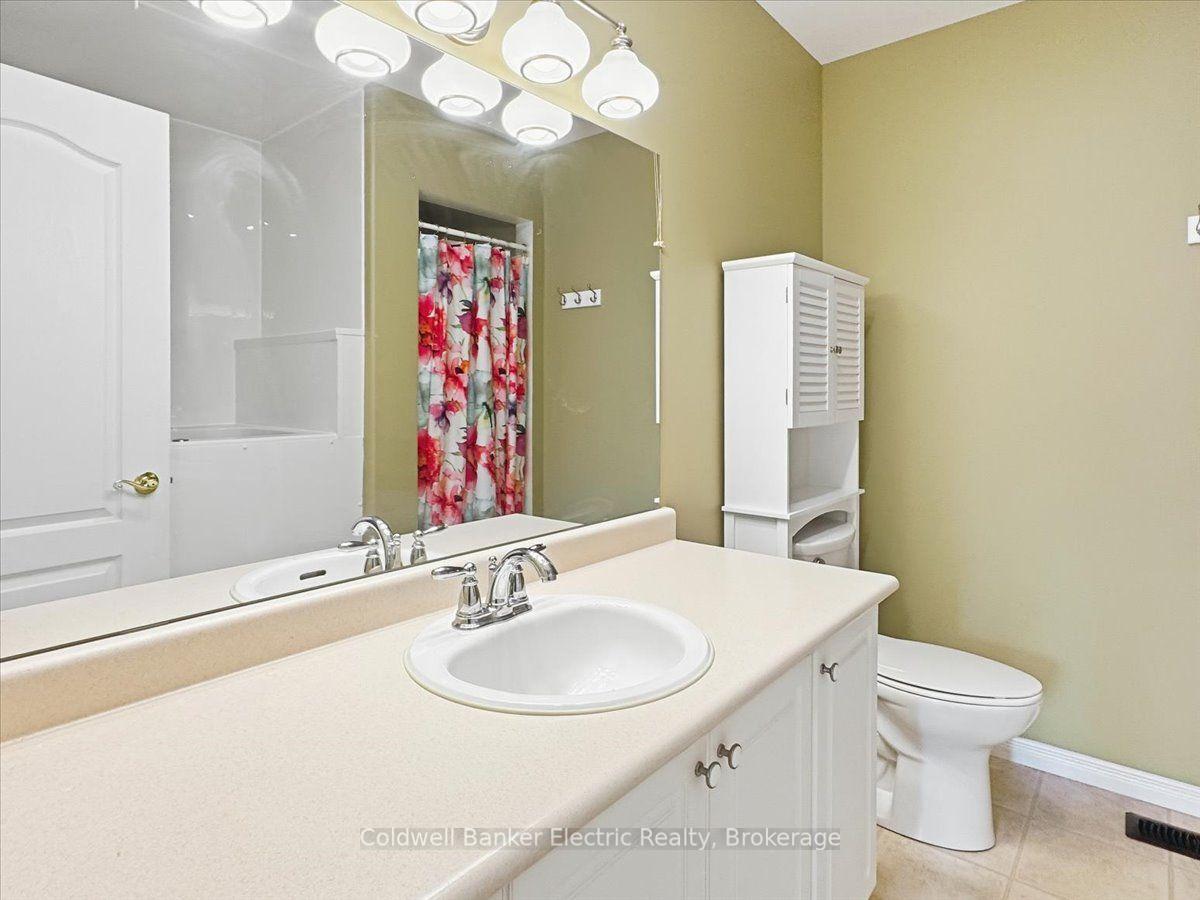 Photo 28 of Unit 13, 877 Wentworth Street, Peterborough, Otonabee Ward 1 — HOMEH