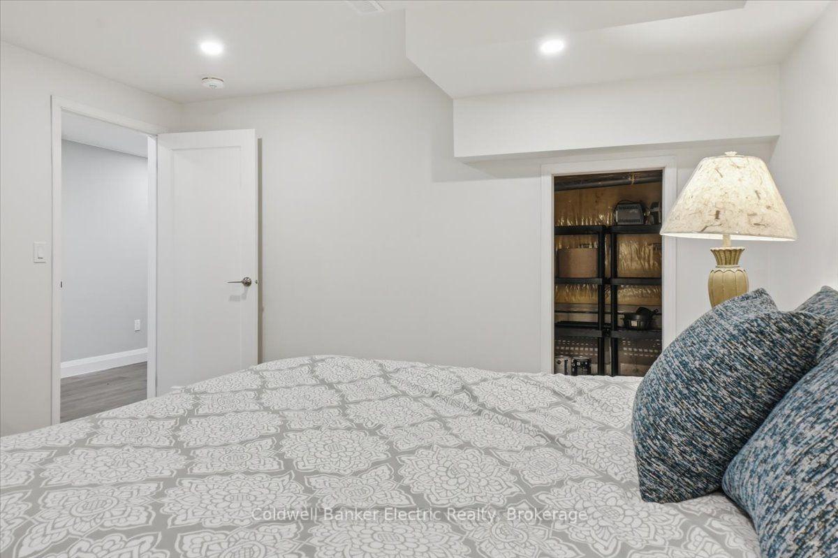 Photo 32 of Unit 13, 877 Wentworth Street, Peterborough, Otonabee Ward 1 — HOMEH