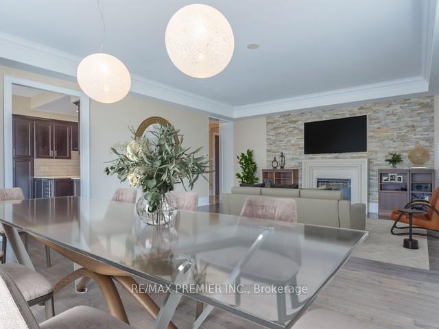Photo 6 of Unit 2315, 70 Roehampton Avenue, Toronto, Mount Pleasant West — HOMEH