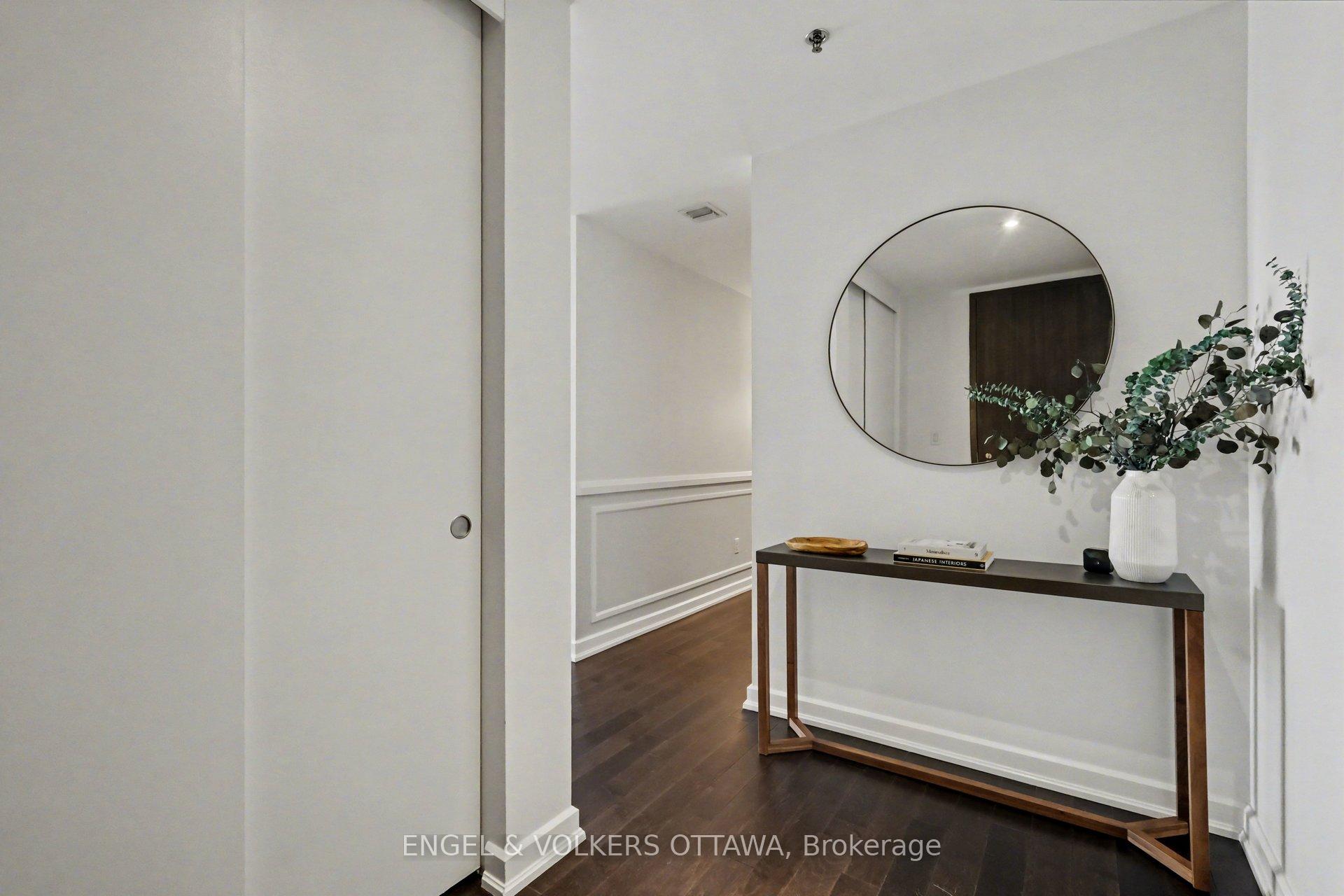 Photo 5 of Unit 513, 300 Lisgar Street, Ottawa, Ottawa Centre — HOMEH