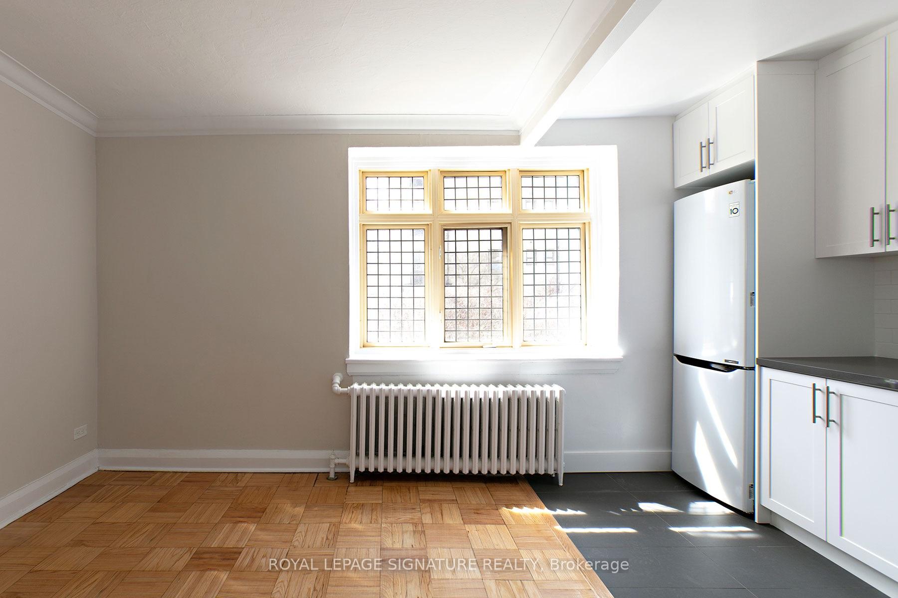 Photo 7 of Unit 201-C, 394 Avenue Road, Toronto, Casa Loma — HOMEH