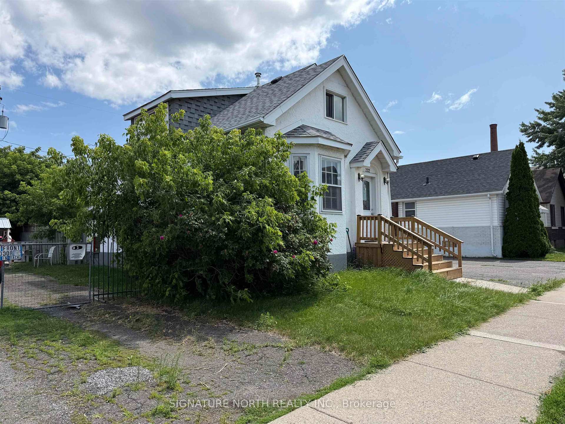 Photo 3 of 232 McKellar Street S, Thunder Bay, McKeller Park — HOMEH