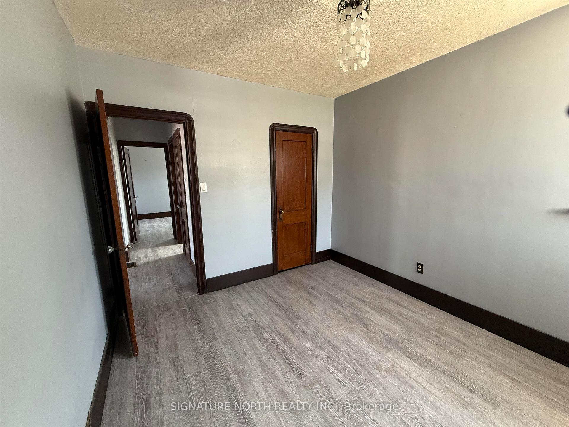 Photo 15 of 232 McKellar Street S, Thunder Bay, McKeller Park — HOMEH