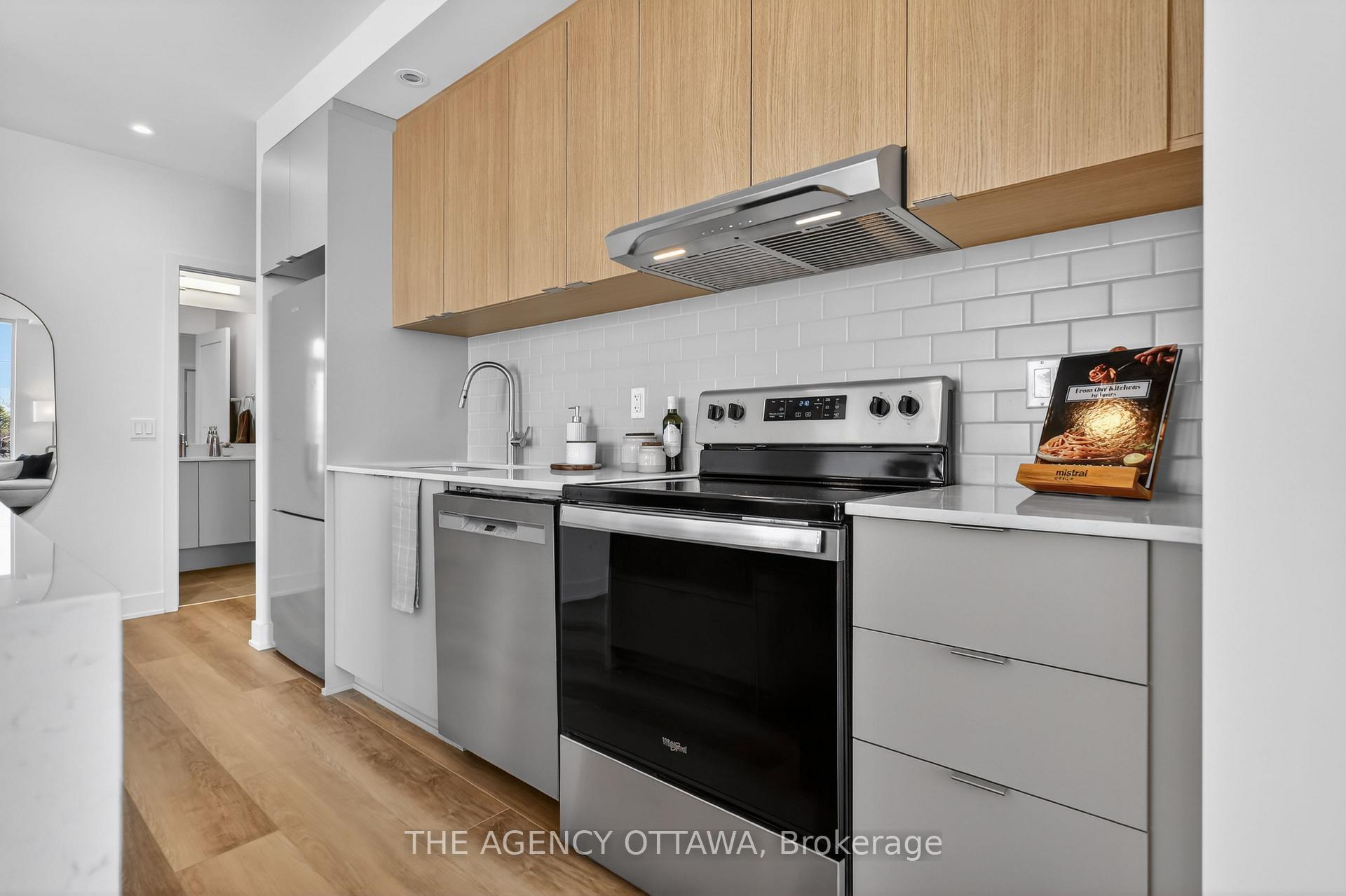 Photo 14 of Unit 209, 3085 Riverside Drive, Ottawa, Mooneys Bay/Riverside Park — HOMEH