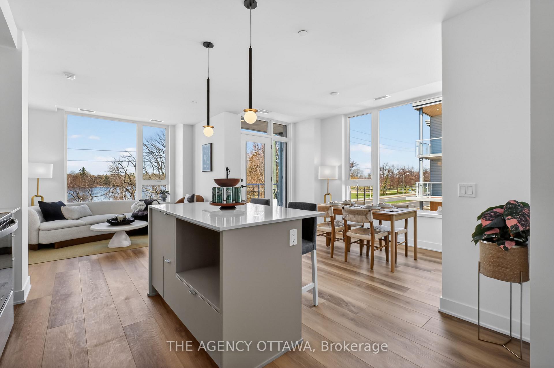Photo 15 of Unit 209, 3085 Riverside Drive, Ottawa, Mooneys Bay/Riverside Park — HOMEH