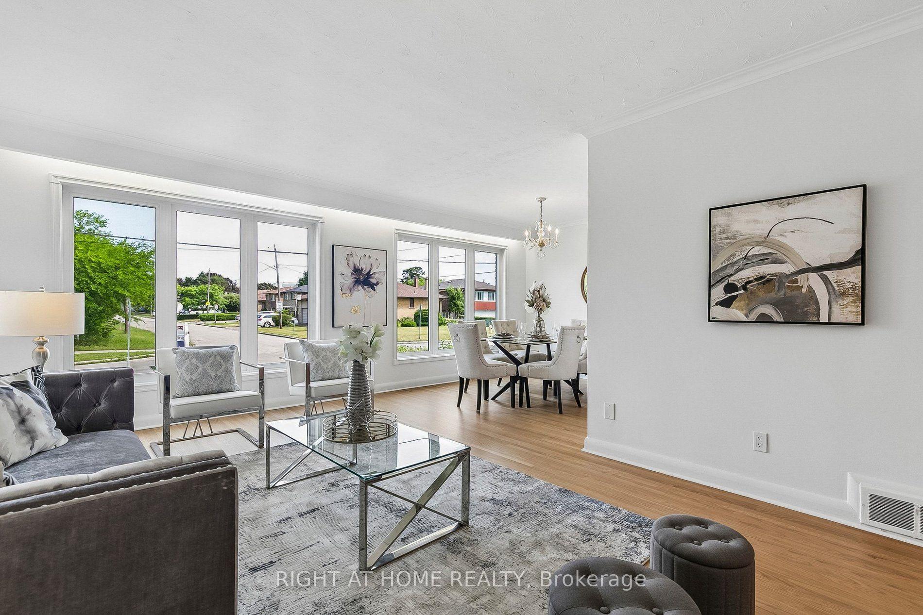Photo 9 of 47 Wenderly Drive, North York, Yorkdale-Glen Park — HOMEH