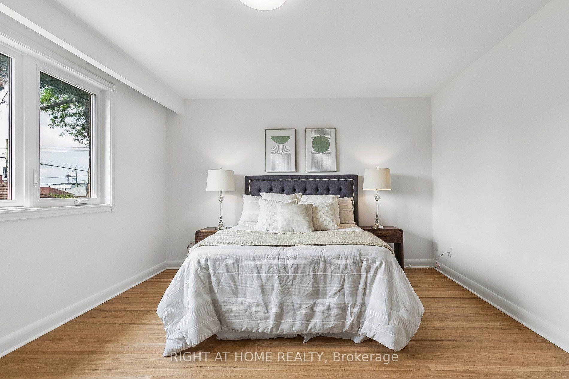 Photo 25 of 47 Wenderly Drive, North York, Yorkdale-Glen Park — HOMEH