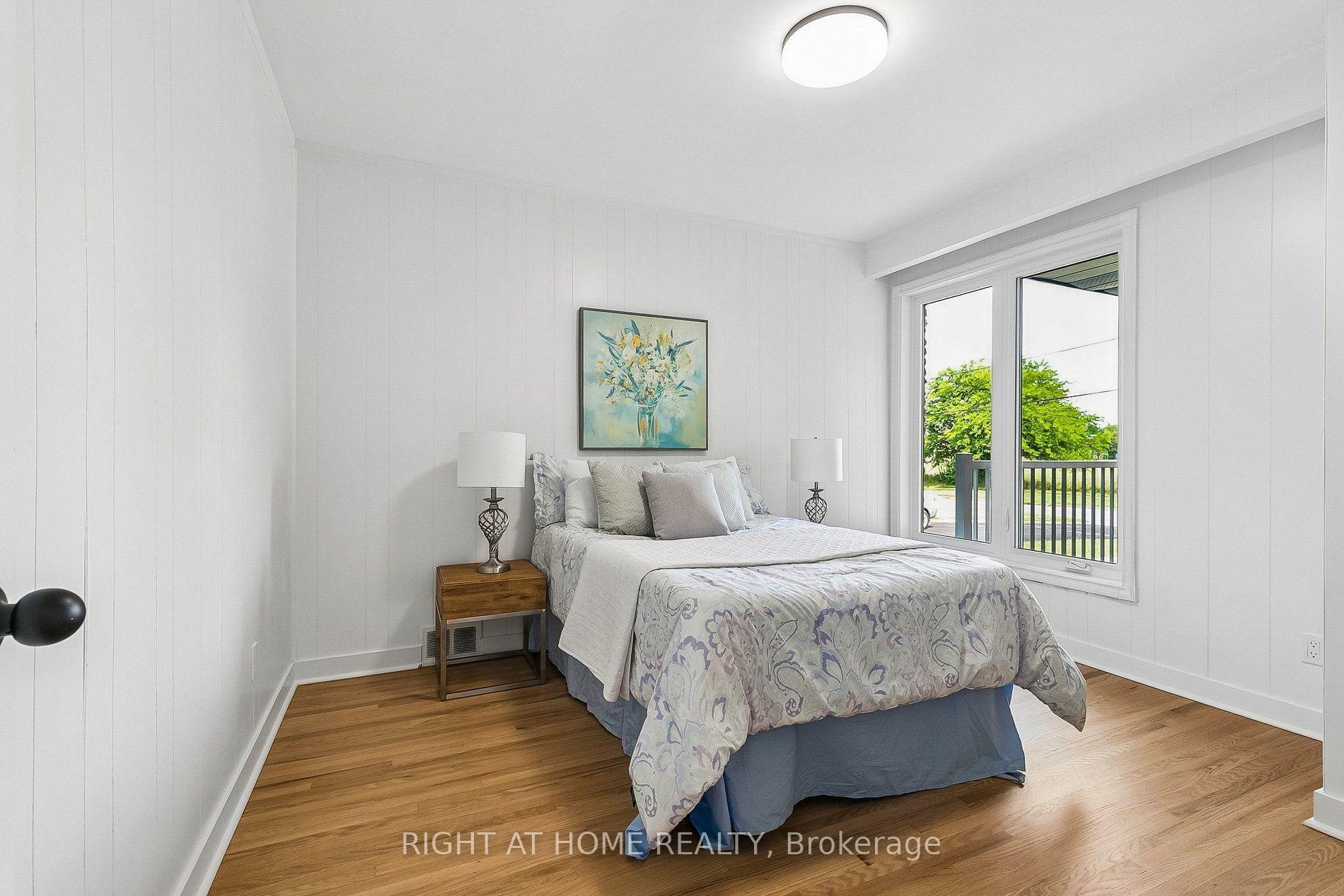 Photo 28 of 47 Wenderly Drive, North York, Yorkdale-Glen Park — HOMEH