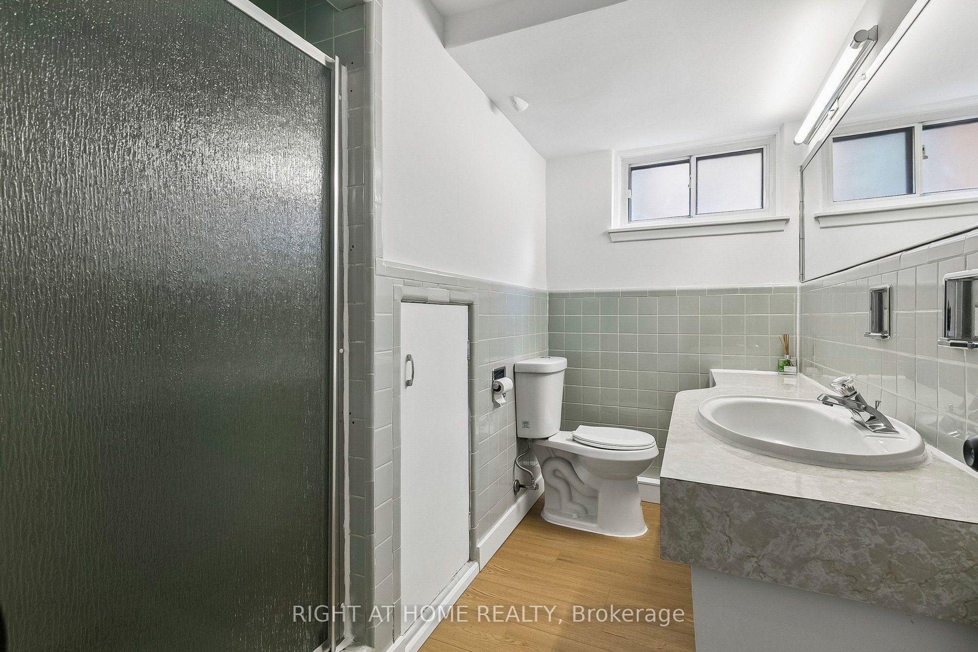 Photo 46 of 47 Wenderly Drive, North York, Yorkdale-Glen Park — HOMEH