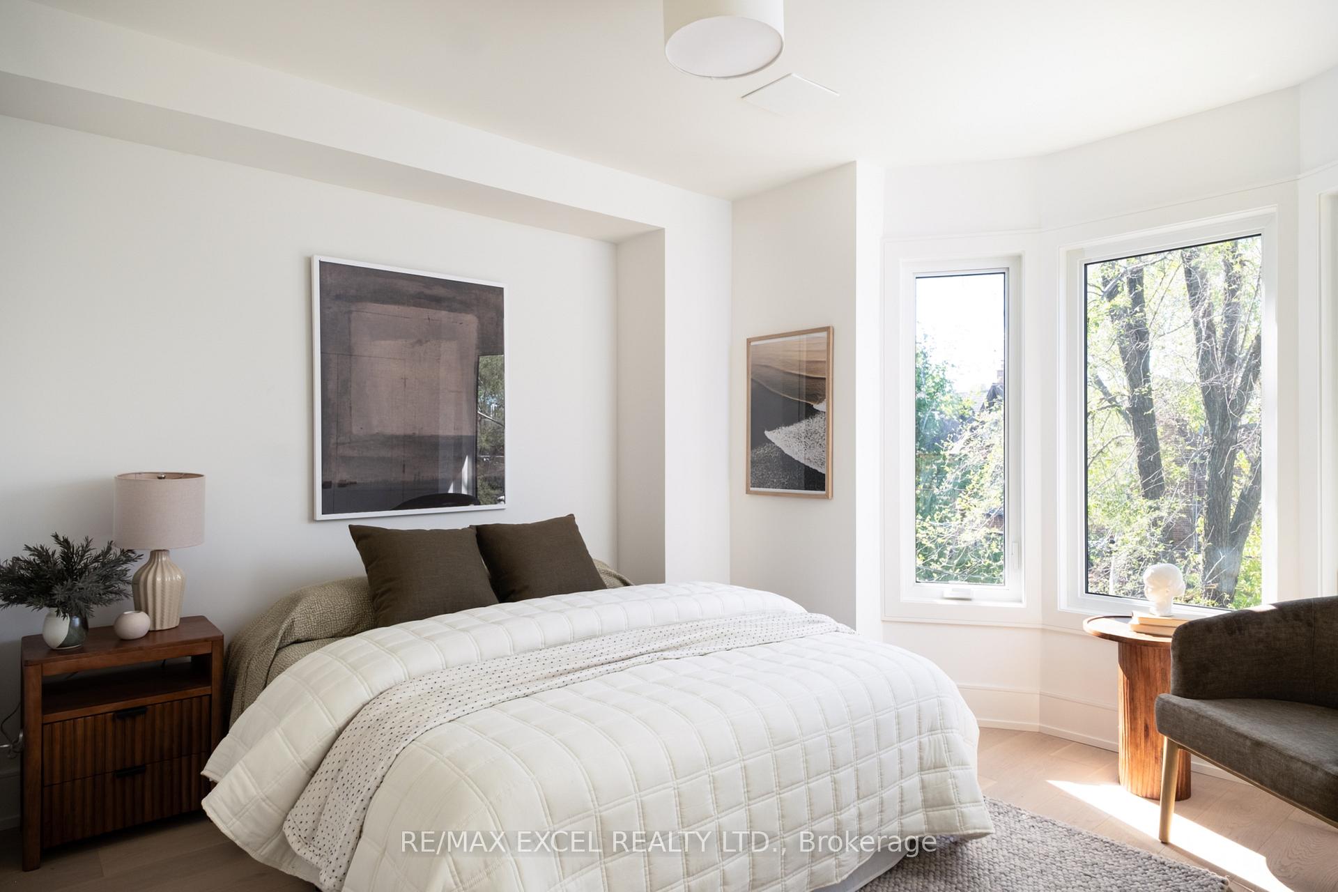 Photo 17 of 254 Bain Avenue, Toronto, North Riverdale — HOMEH