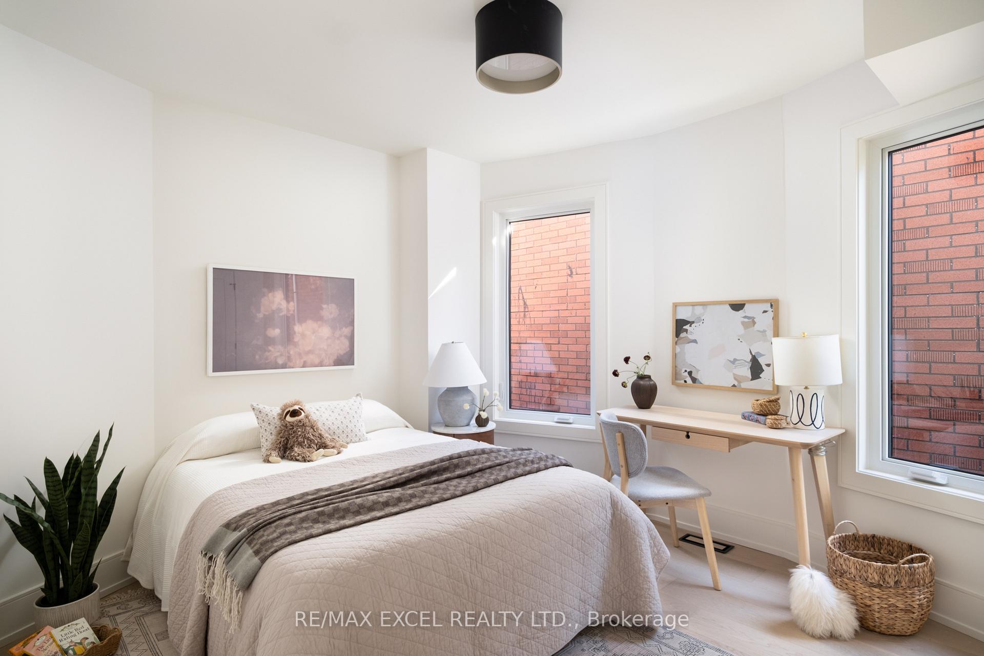 Photo 18 of 254 Bain Avenue, Toronto, North Riverdale — HOMEH