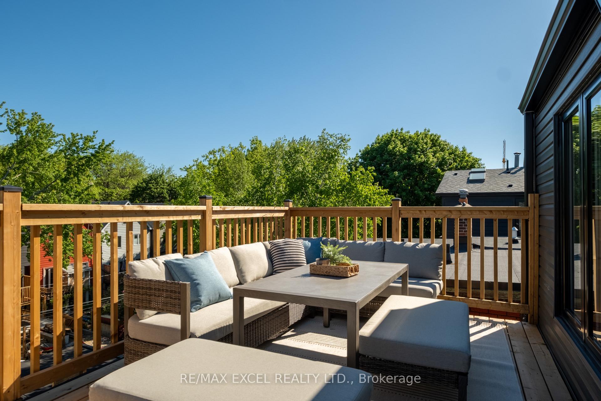 Photo 27 of 254 Bain Avenue, Toronto, North Riverdale — HOMEH