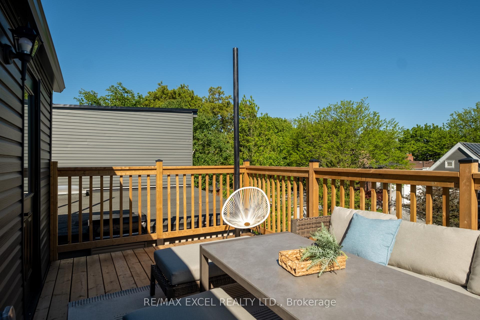 Photo 28 of 254 Bain Avenue, Toronto, North Riverdale — HOMEH