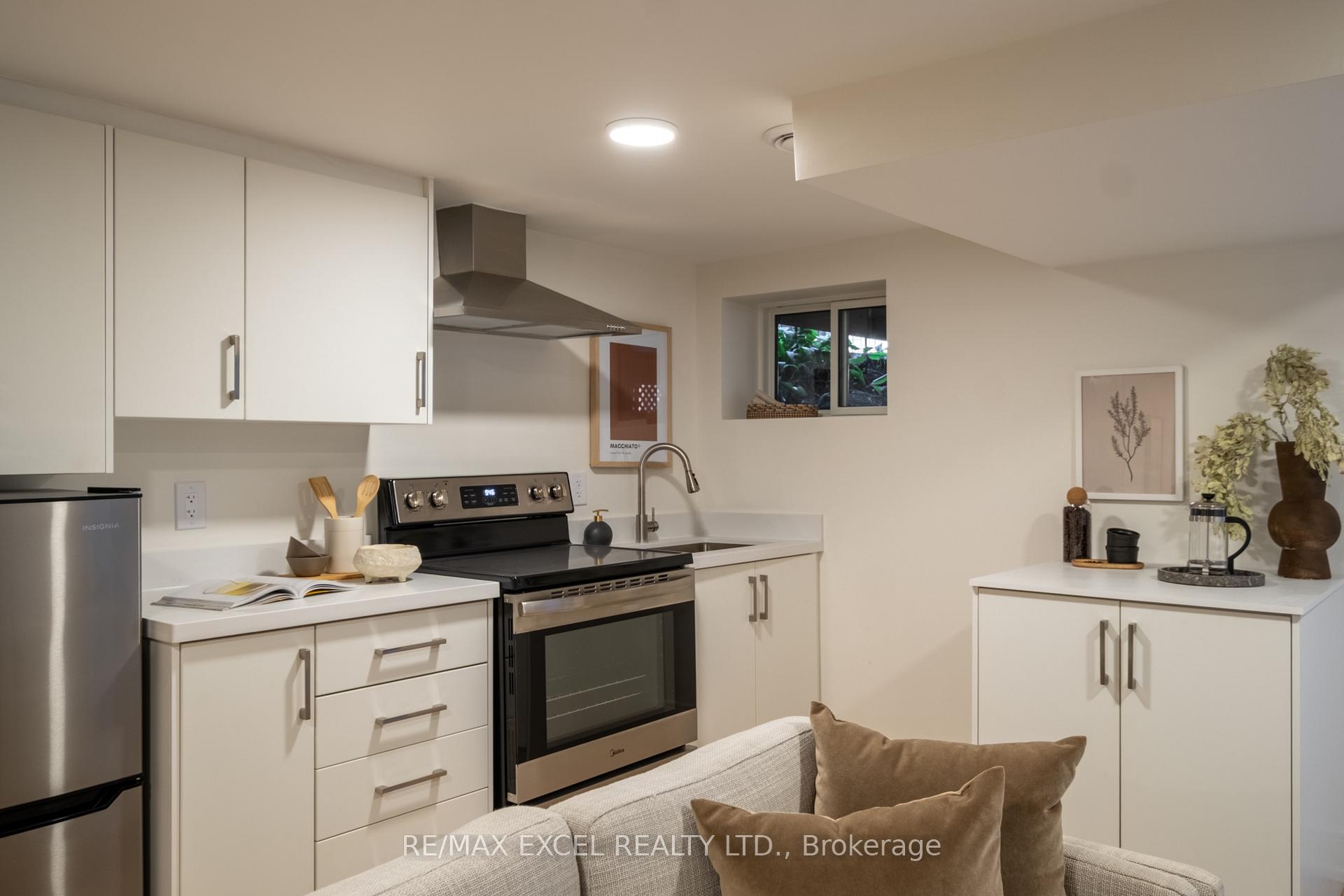 Photo 32 of 254 Bain Avenue, Toronto, North Riverdale — HOMEH