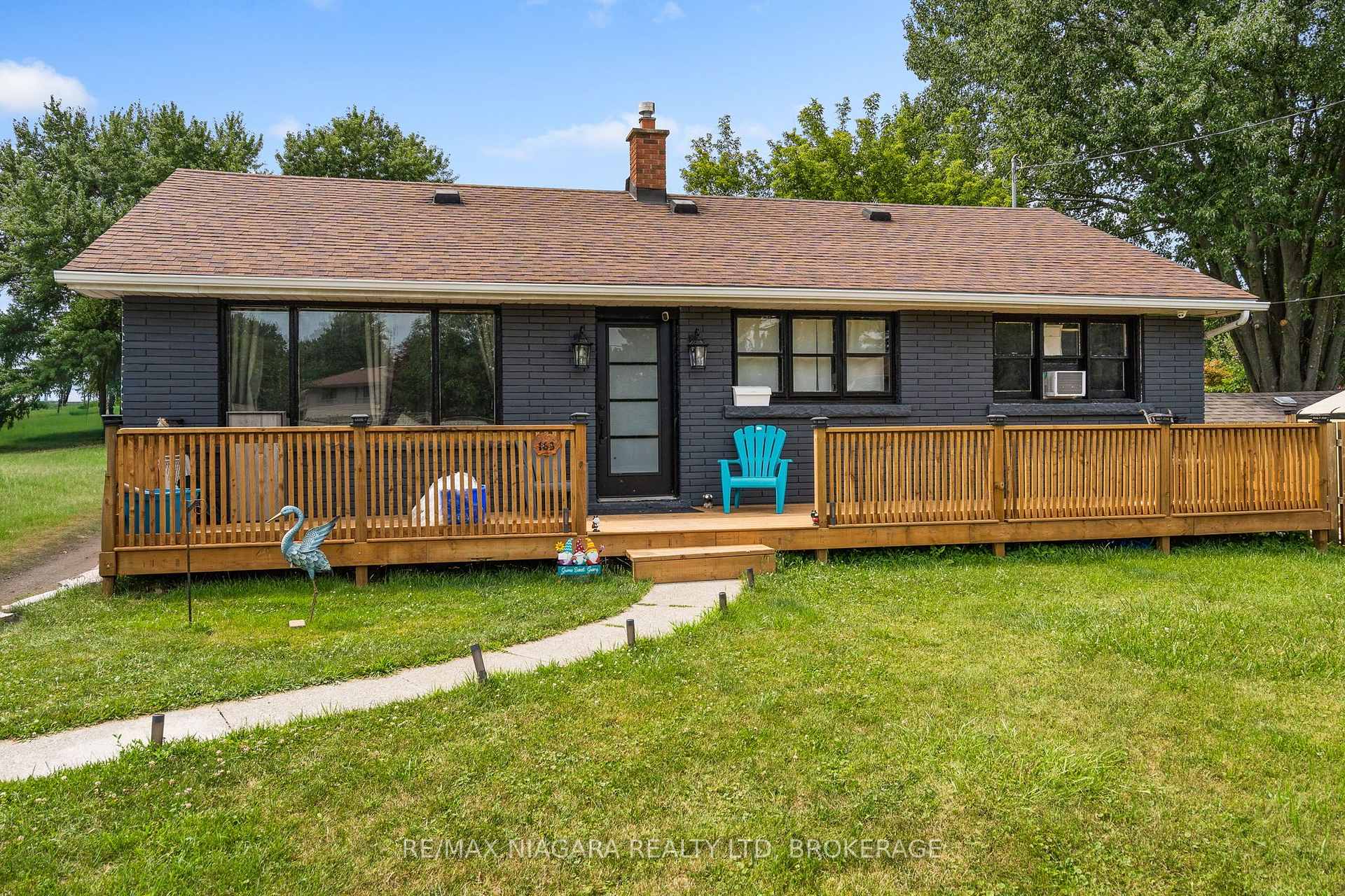 Photo of 163 Rice Road W
