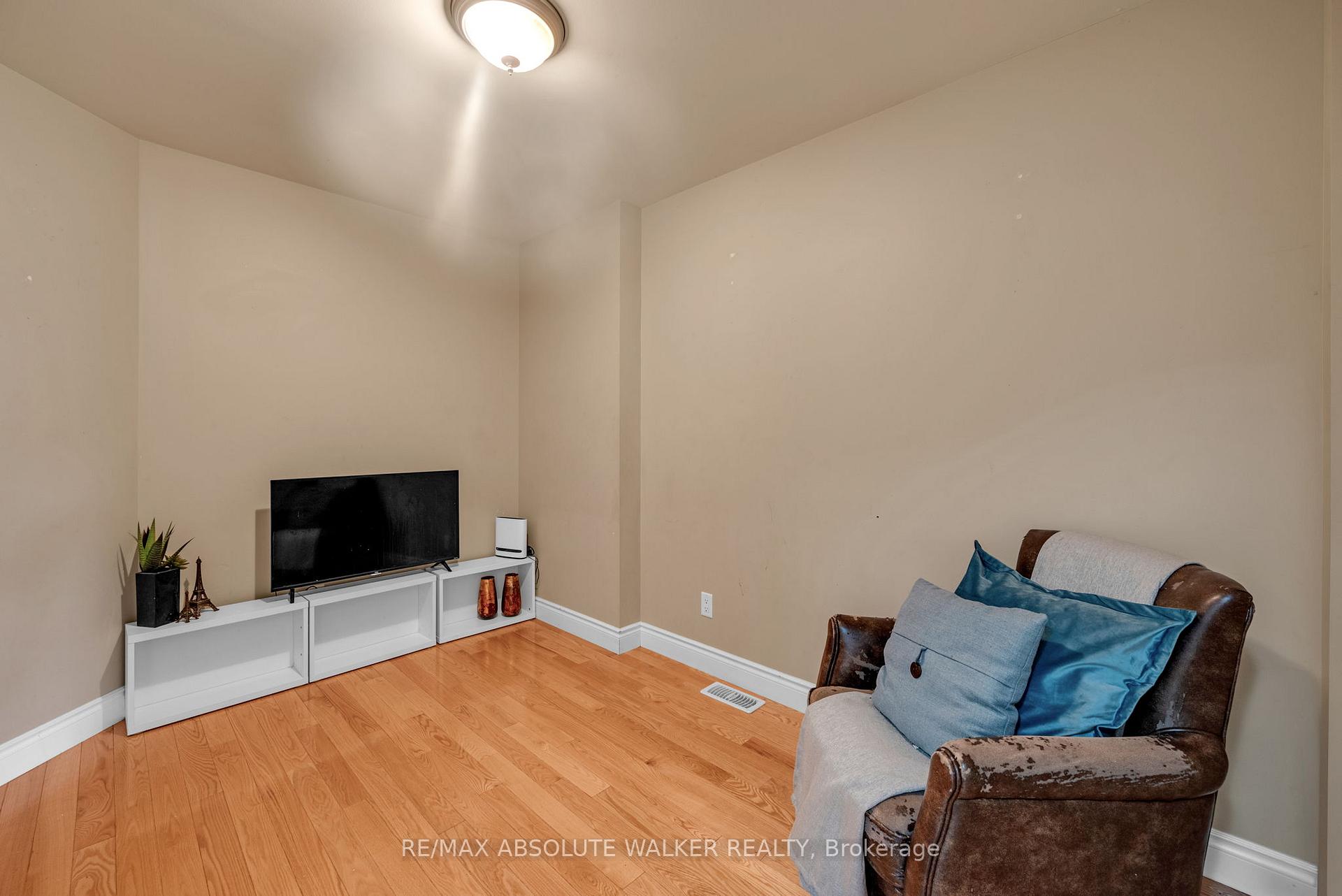 Photo 21 of 9 Gloss Street, North Stormont, North Stormont (Finch) Twp — HOMEH