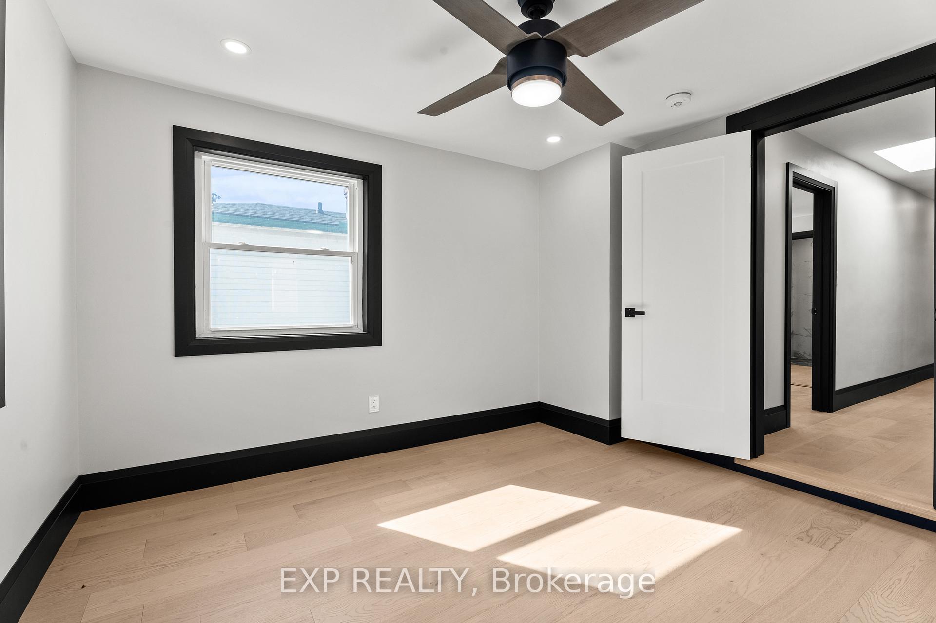 Photo 17 of 105 Rothsay Avenue, Hamilton, Delta — HOMEH