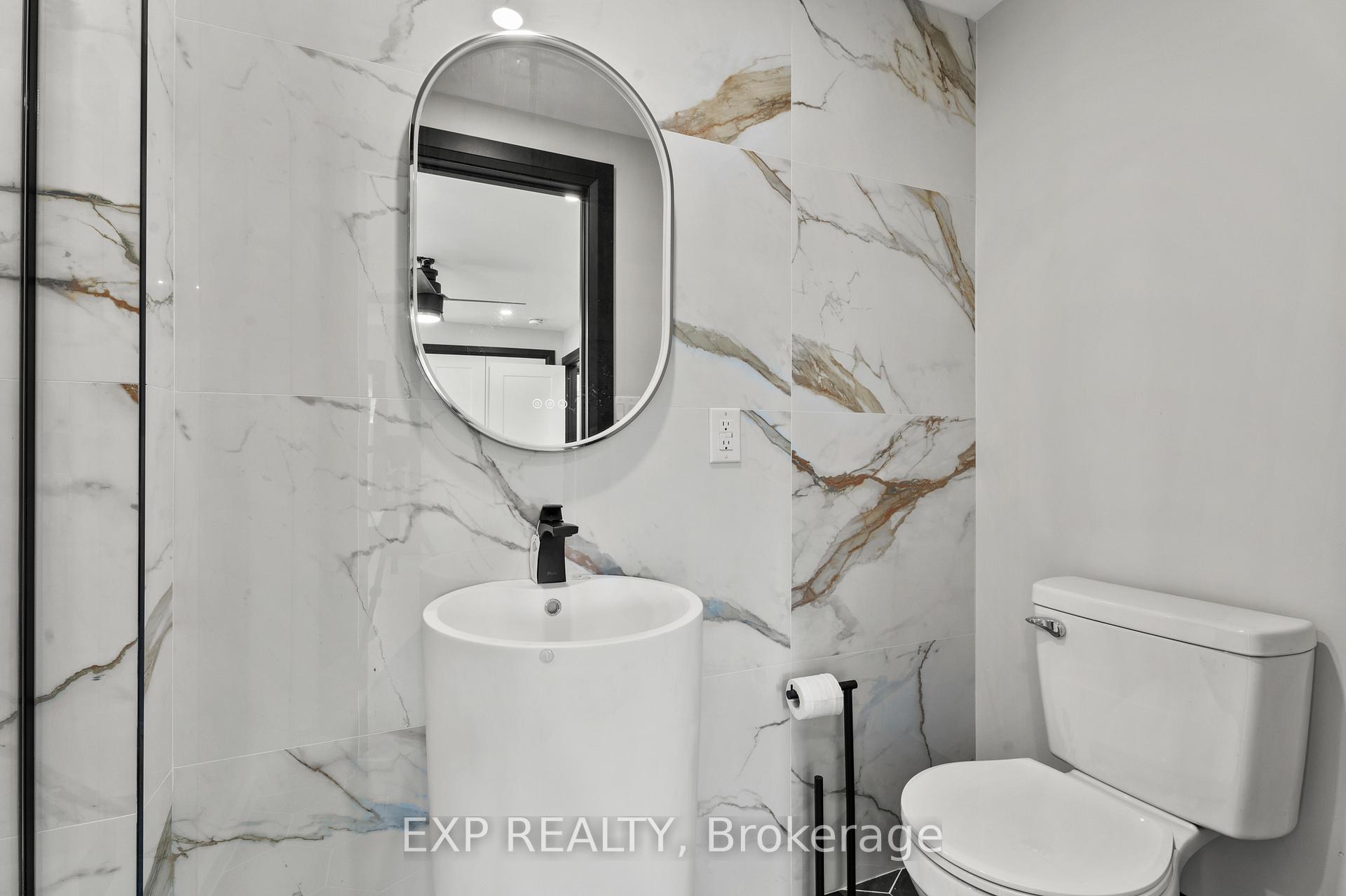 Photo 20 of 105 Rothsay Avenue, Hamilton, Delta — HOMEH