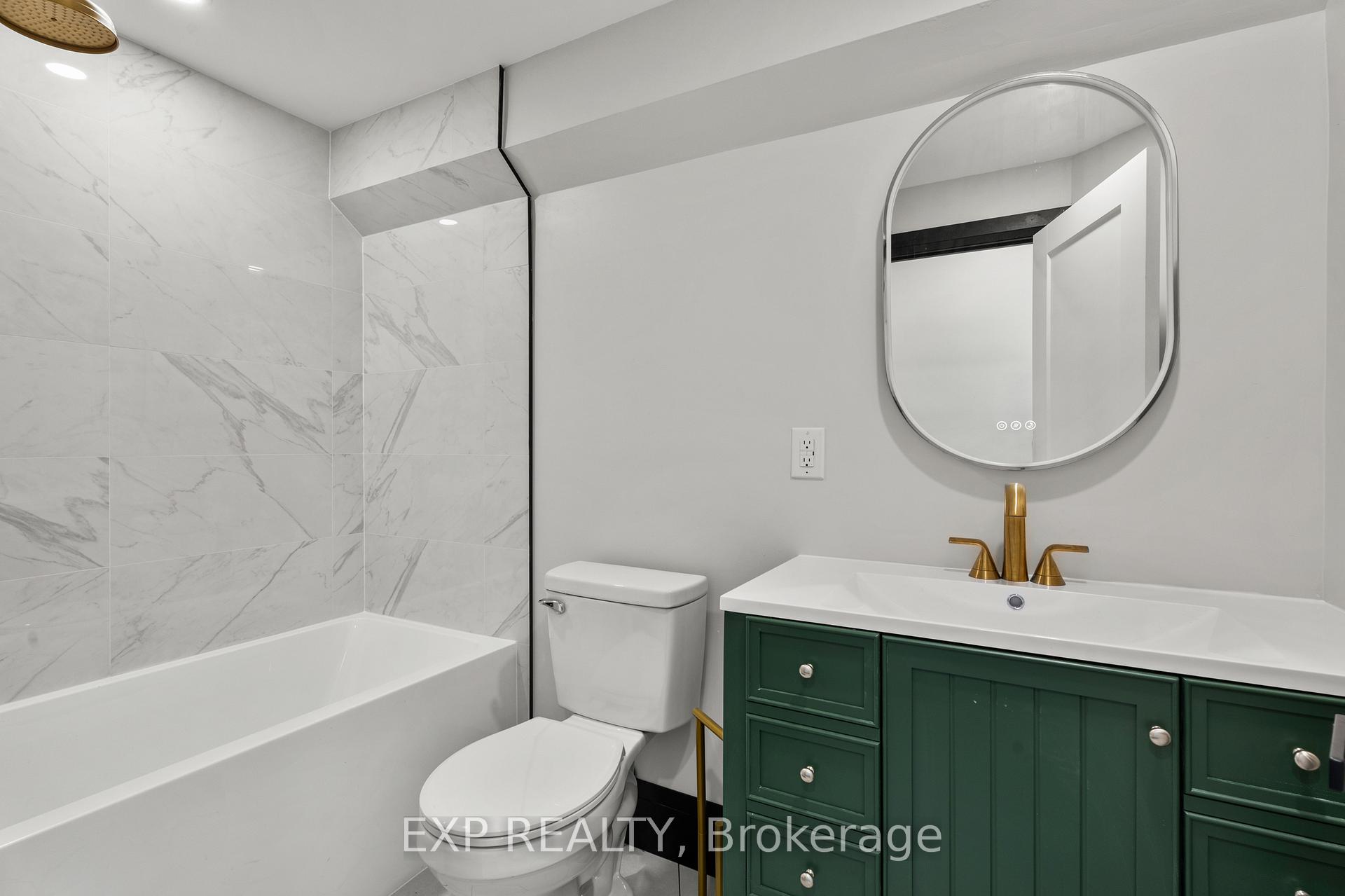 Photo 22 of 105 Rothsay Avenue, Hamilton, Delta — HOMEH