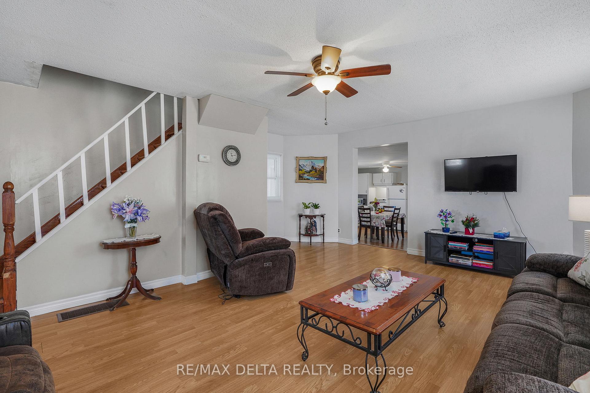 Photo 6 of 3697 Etienne Road, Ottawa, Cumberland West — HOMEH