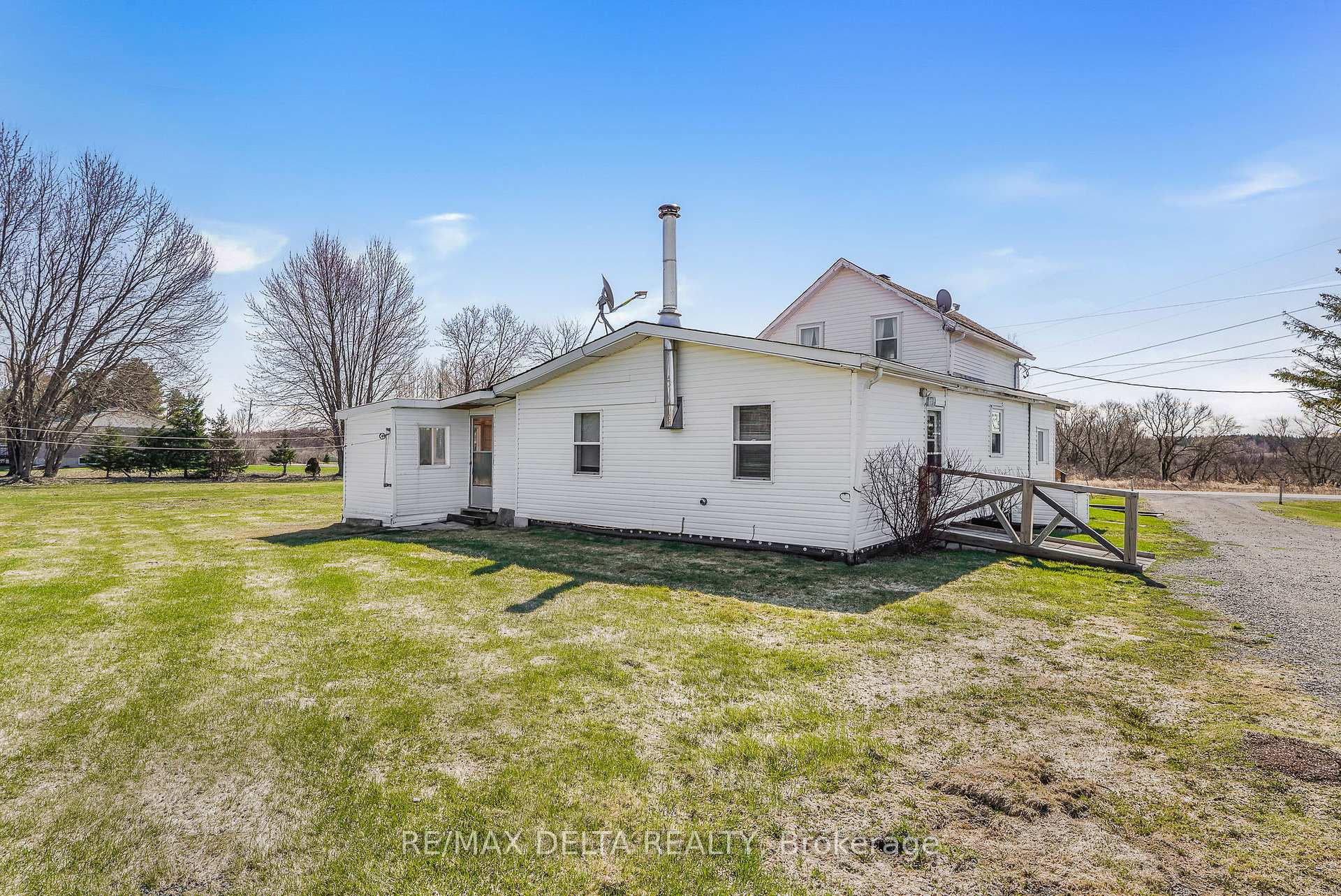 Photo 25 of 3697 Etienne Road, Ottawa, Cumberland West — HOMEH