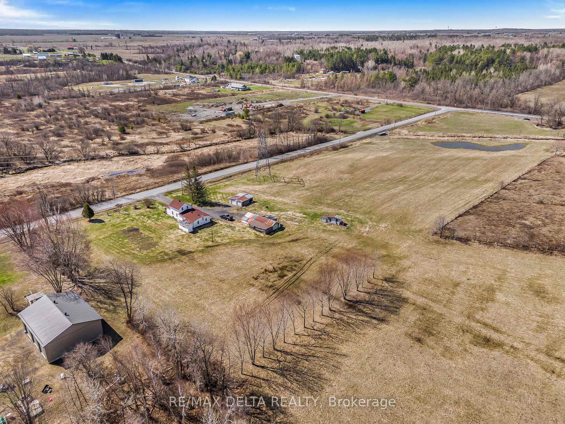 Photo 31 of 3697 Etienne Road, Ottawa, Cumberland West — HOMEH