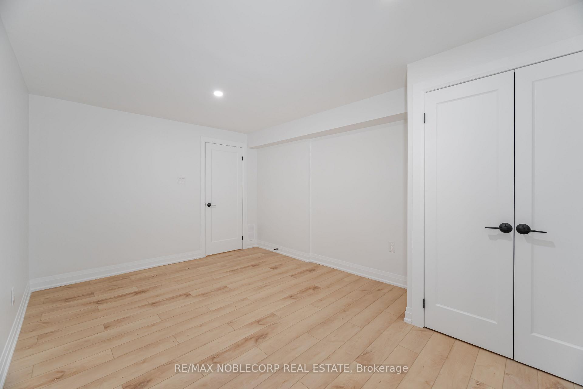 Photo 20 of Unit Lower, 131 Dunstan Crescent, Vaughan, West Woodbridge — HOMEH