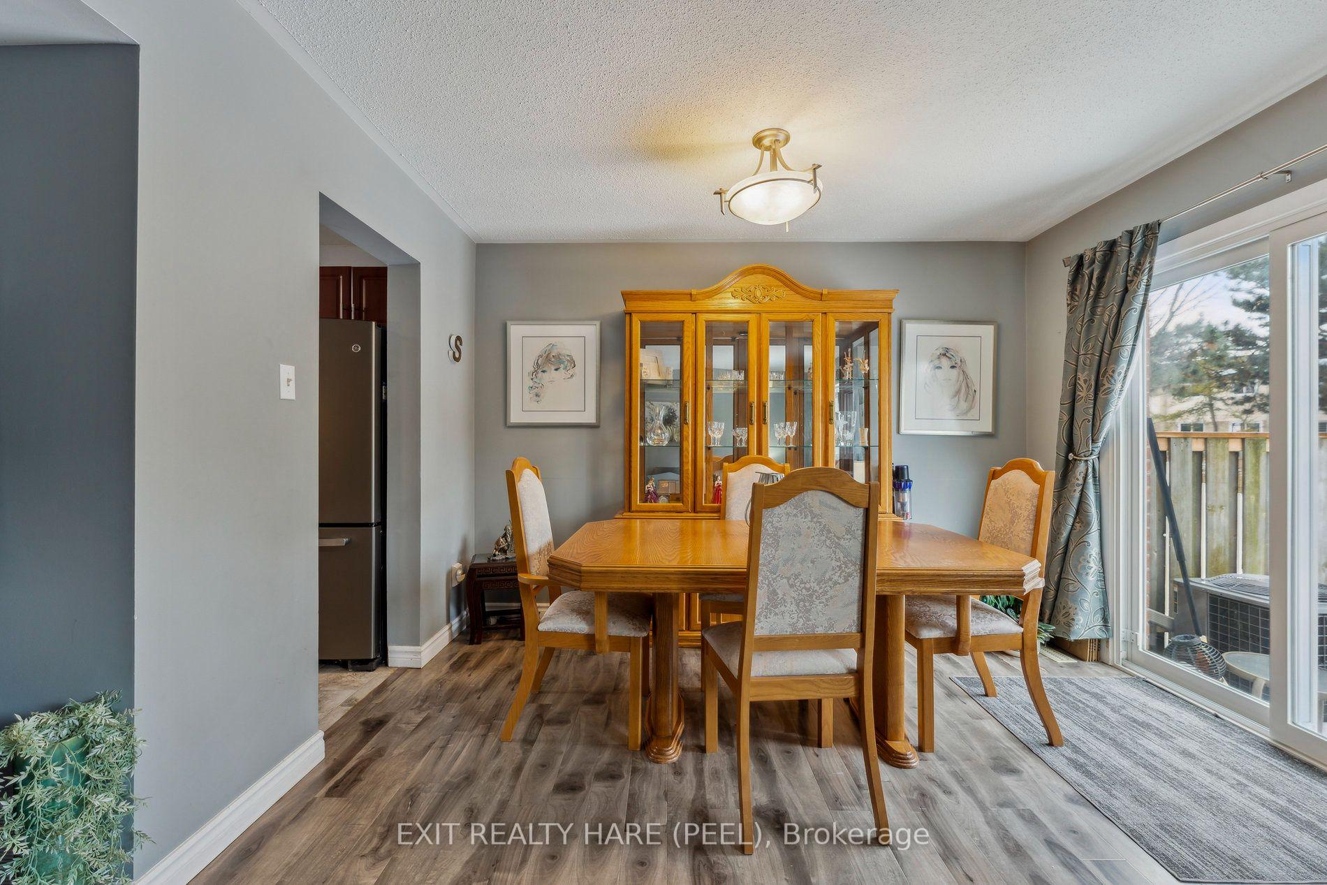 Photo 6 of Unit 78, 900 Central Park Drive N, Brampton, Northgate — HOMEH