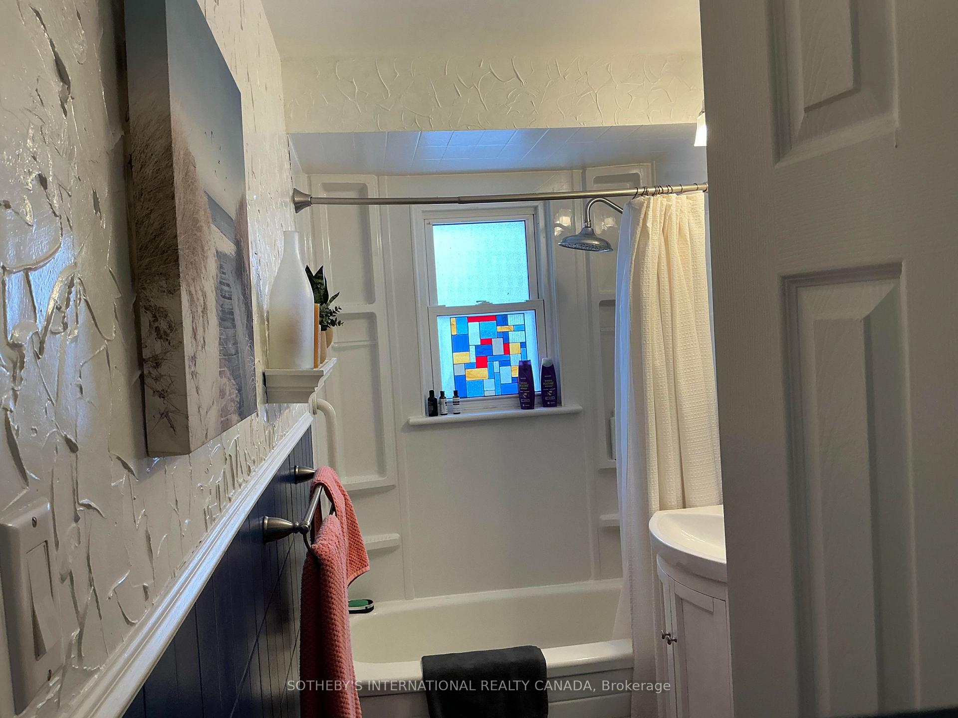 Photo 11 of 300 East 45th Street, Hamilton, Hampton Heights — HOMEH