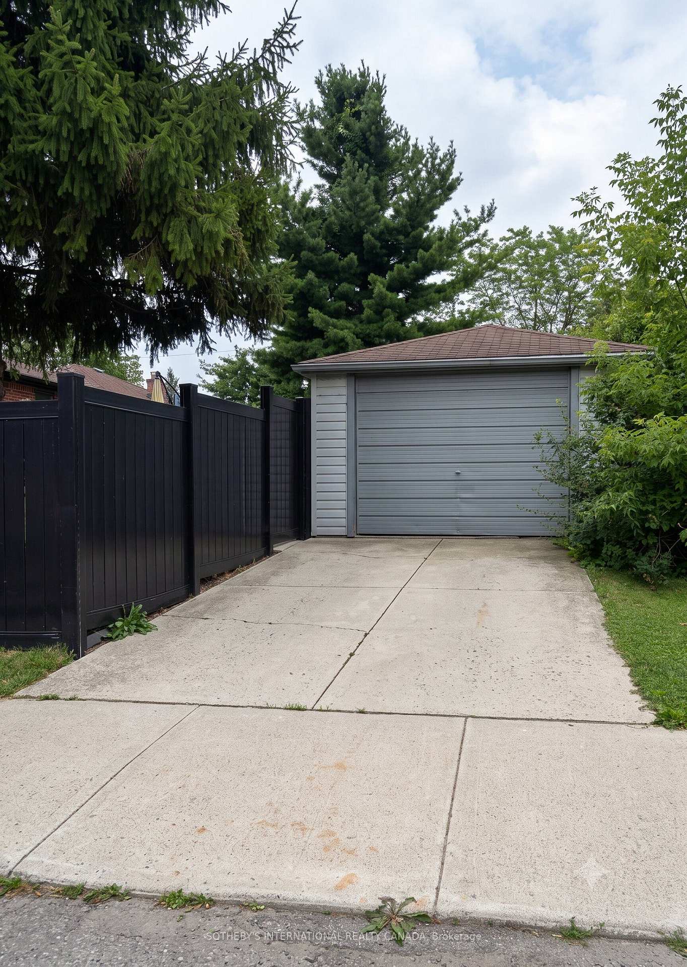 Photo 28 of 300 East 45th Street, Hamilton, Hampton Heights — HOMEH