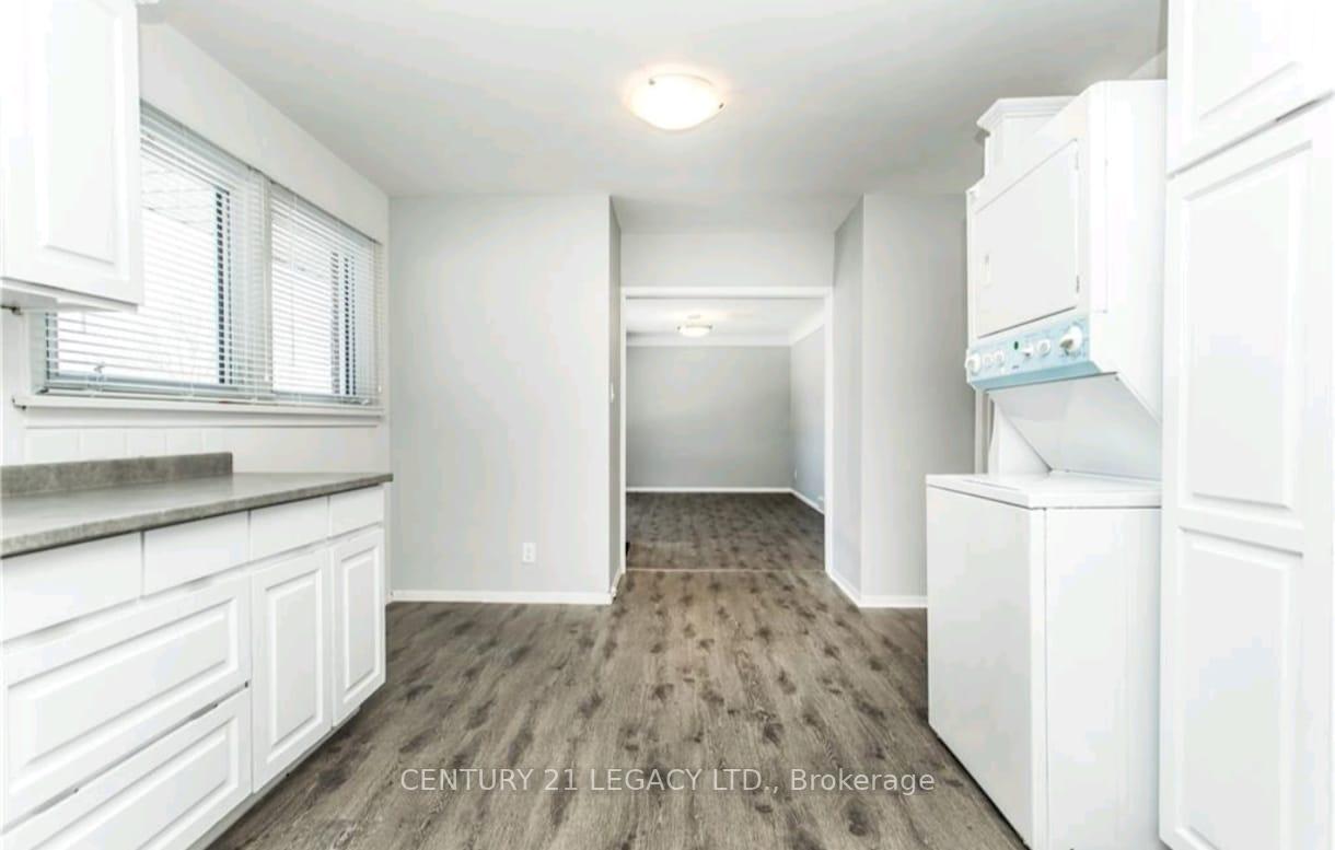 Photo 6 of 62 Woodelm Drive, St. Catharines, Carlton/Bunting — HOMEH