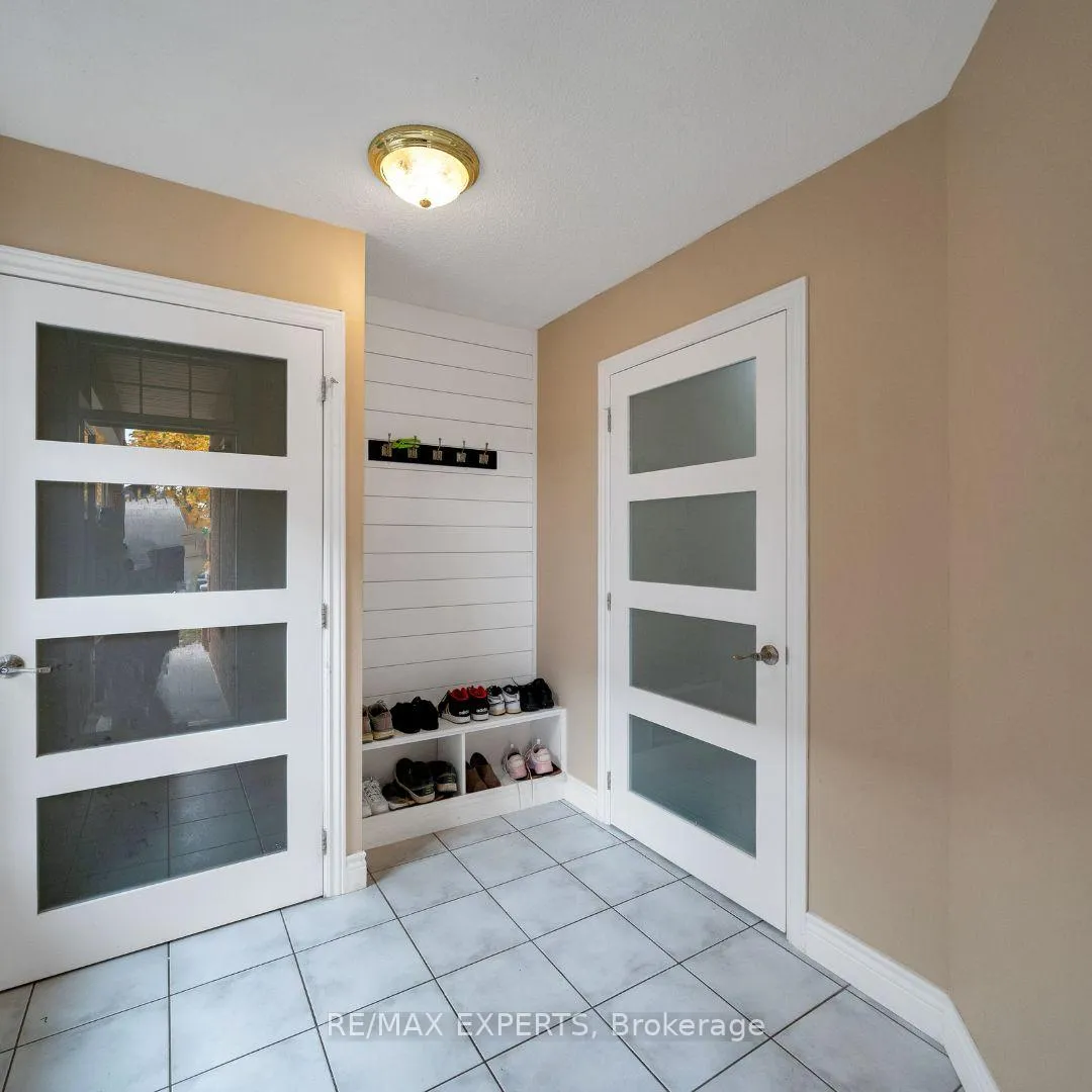 Photo 4 of 31 Markwood Crescent, Whitby, Rolling Acres — HOMEH