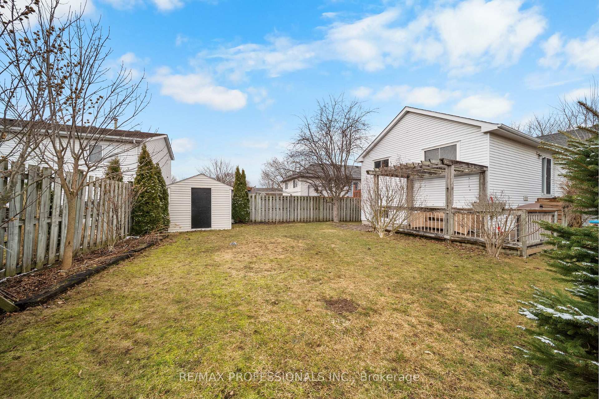 Photo 21 of 522 Trico Drive, Cambridge, Lang's Farm — HOMEH