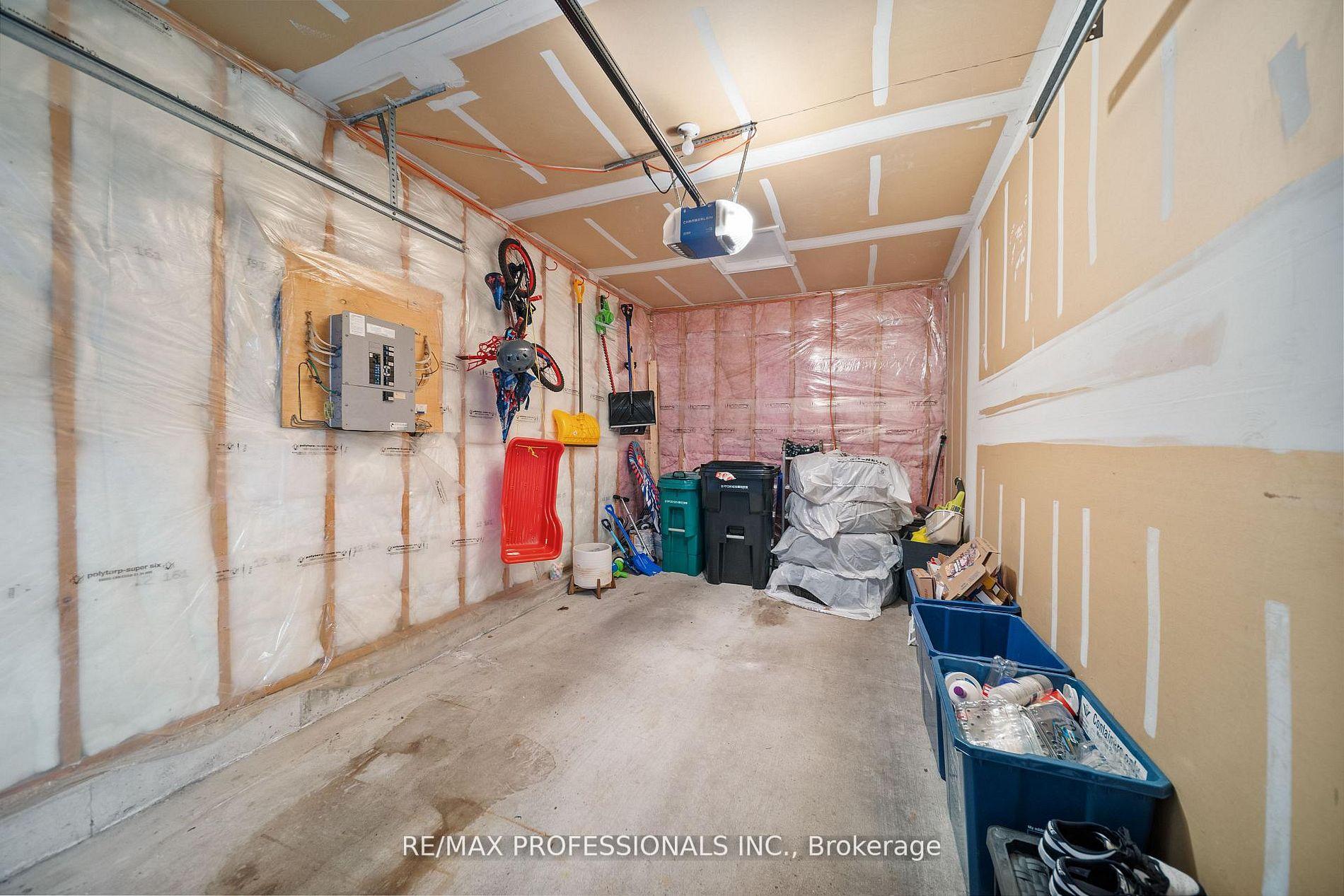 Photo 26 of 522 Trico Drive, Cambridge, Lang's Farm — HOMEH