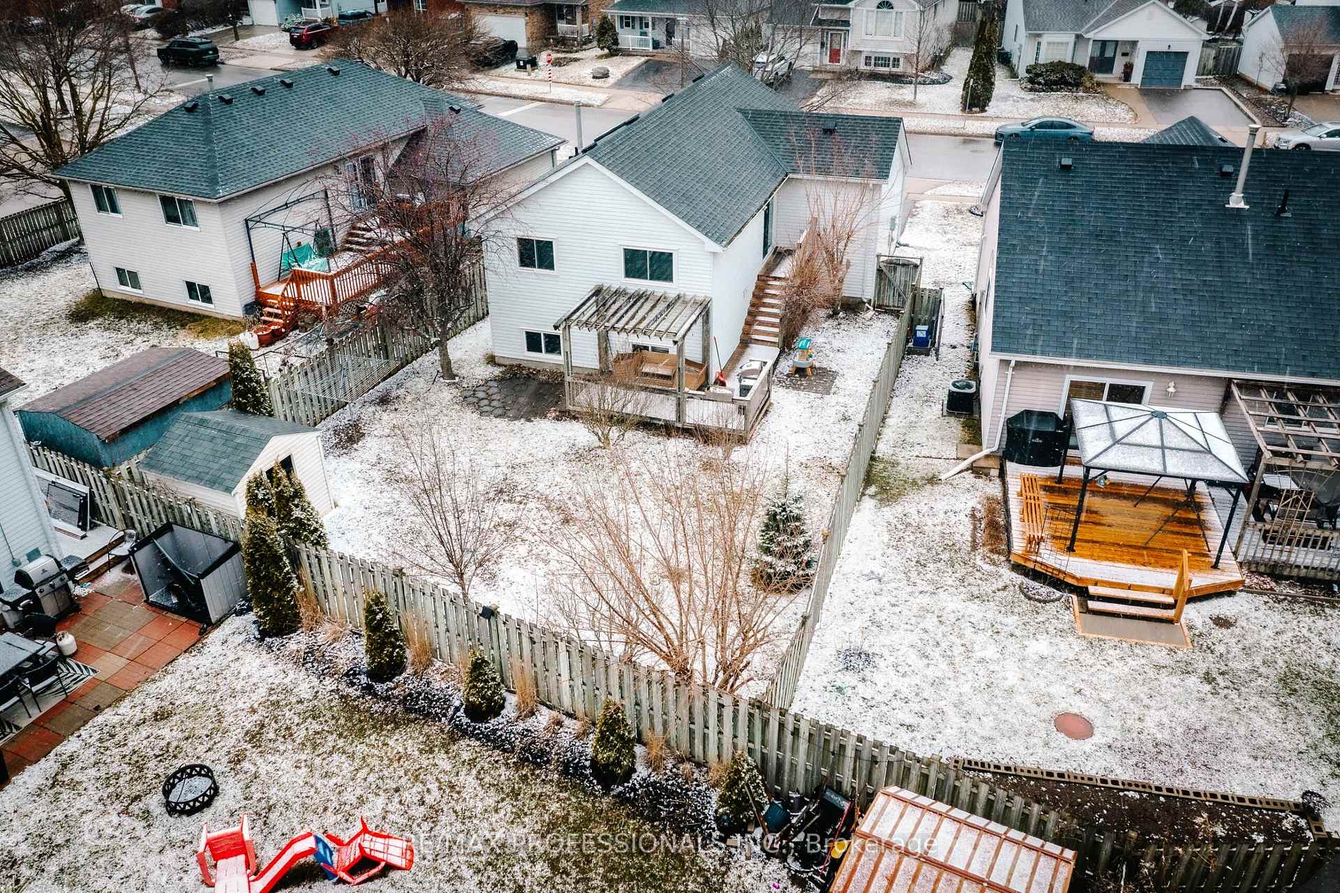 Photo 35 of 522 Trico Drive, Cambridge, Lang's Farm — HOMEH