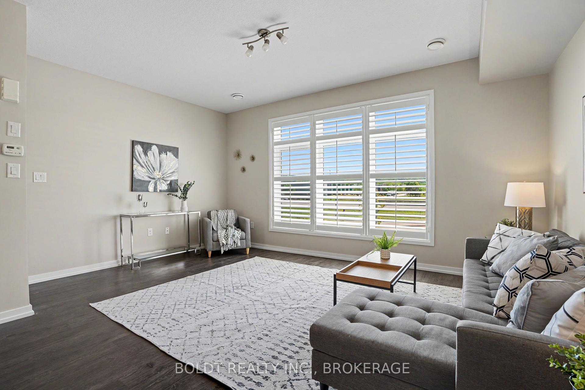 Photo 7 of Unit 13, 510 North Service Road, Grimsby, Grimsby Beach — HOMEH