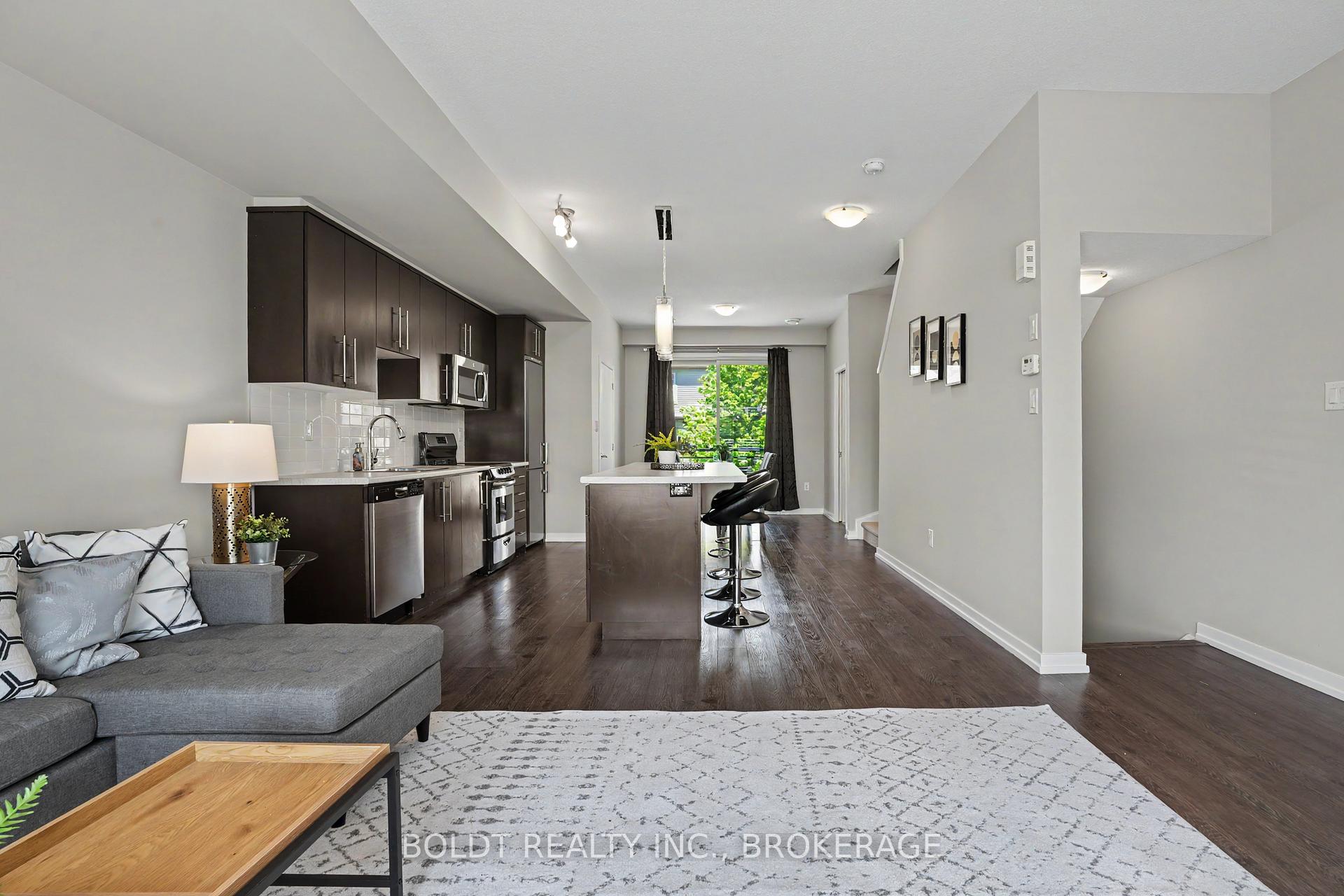 Photo 8 of Unit 13, 510 North Service Road, Grimsby, Grimsby Beach — HOMEH