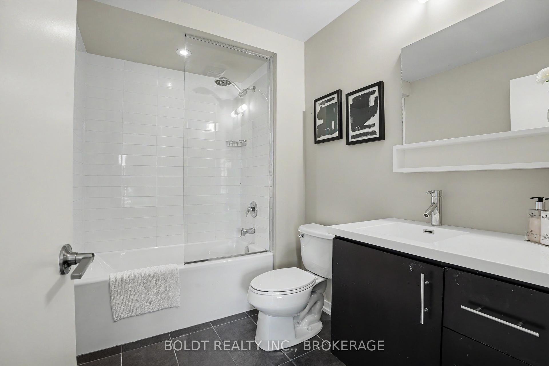 Photo 20 of Unit 13, 510 North Service Road, Grimsby, Grimsby Beach — HOMEH