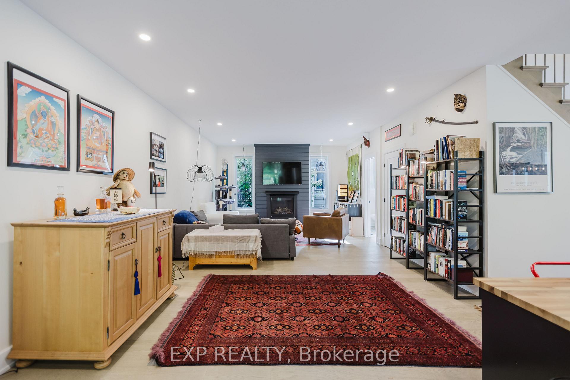 Photo 3 of Unit A, 62 Columbus Avenue, Ottawa, Overbrook — HOMEH