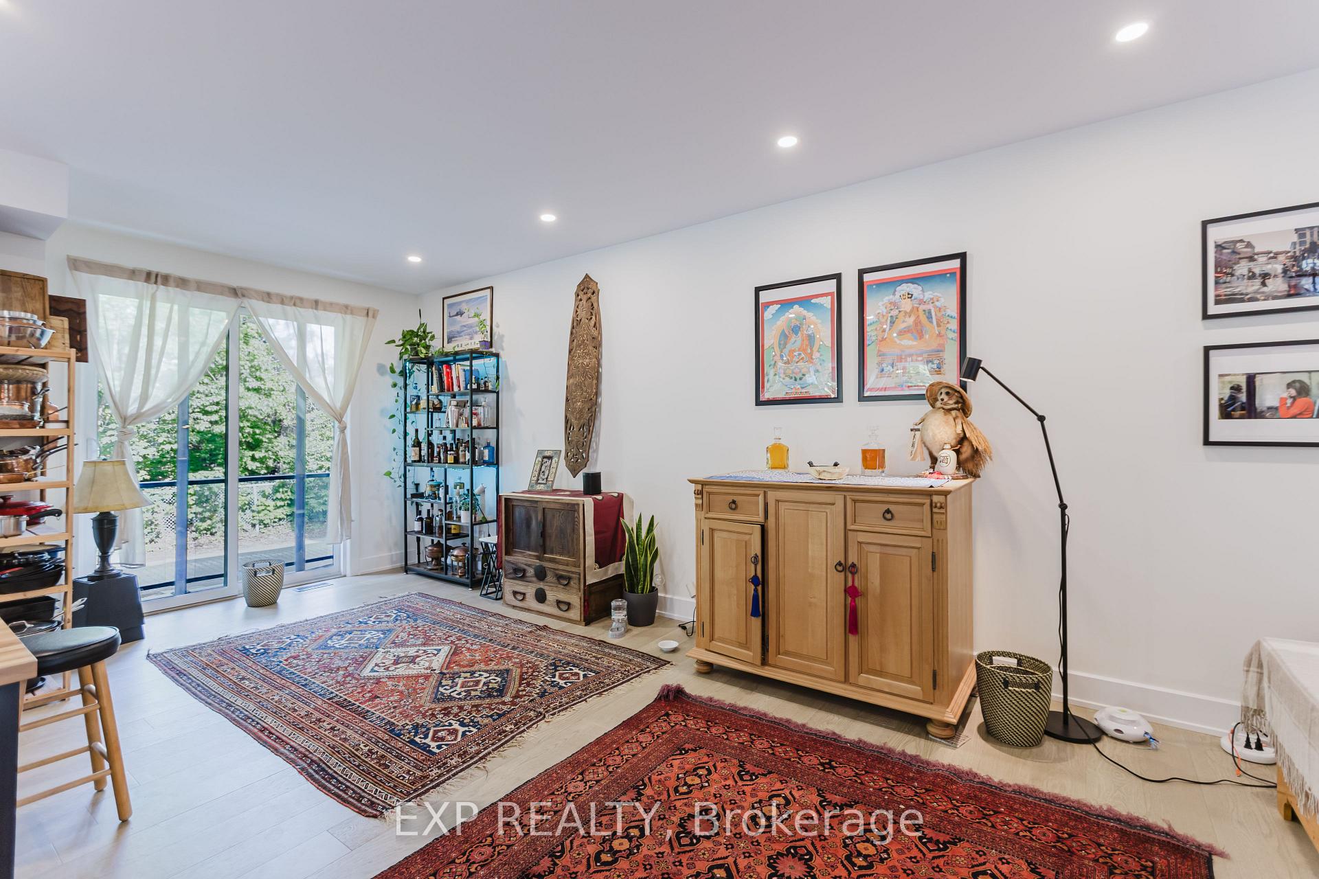 Photo 6 of Unit A, 62 Columbus Avenue, Ottawa, Overbrook — HOMEH