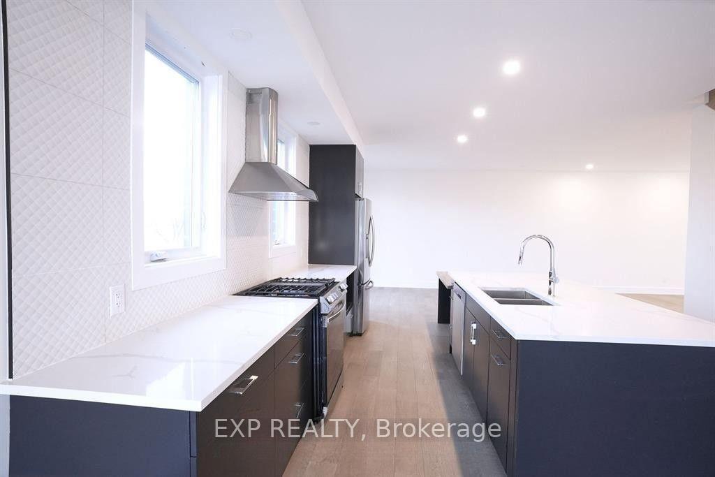 Photo 9 of Unit A, 62 Columbus Avenue, Ottawa, Overbrook — HOMEH